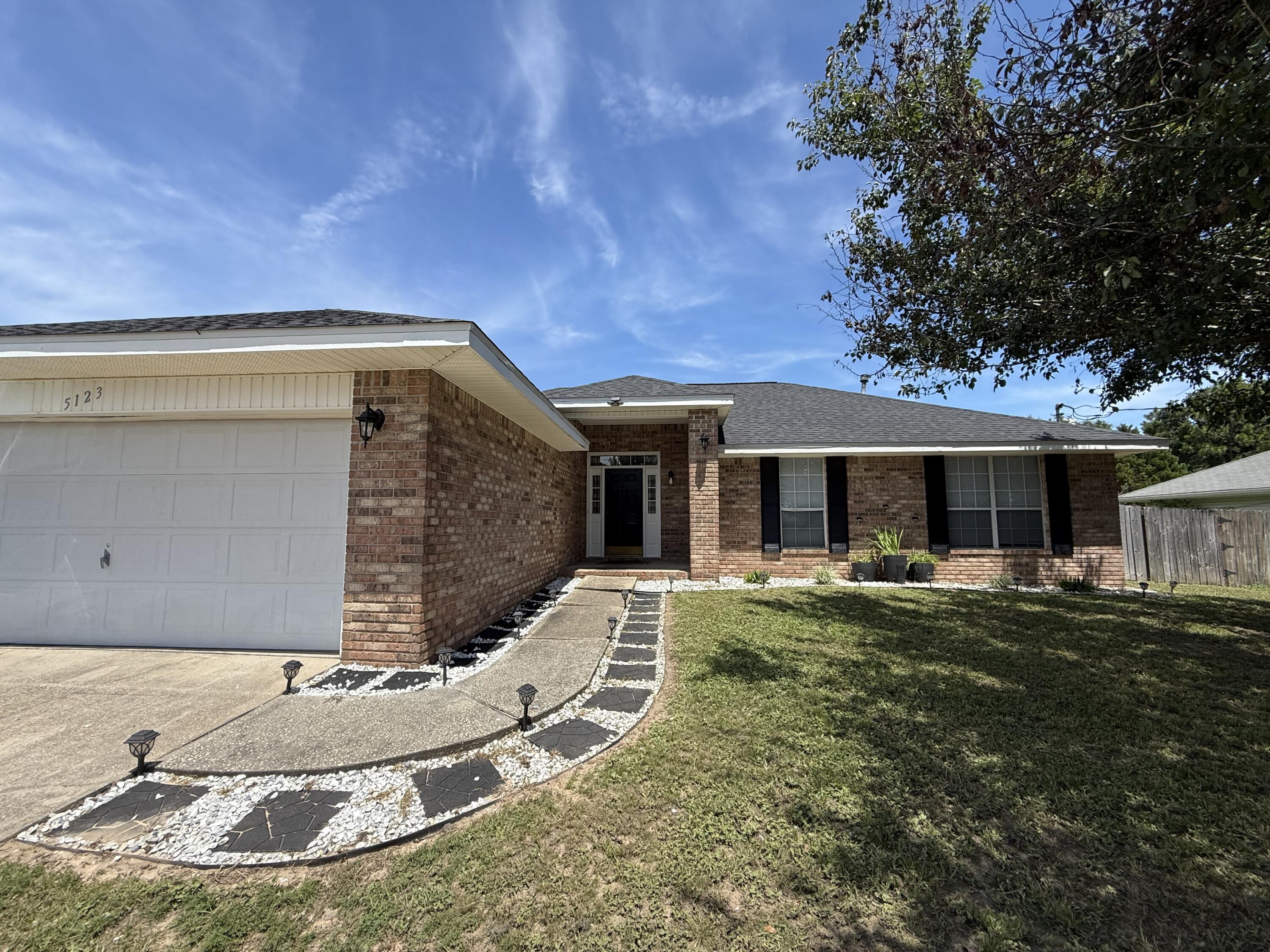 ANTIOCH ESTATES S/D LOT 70 BLK A - Residential