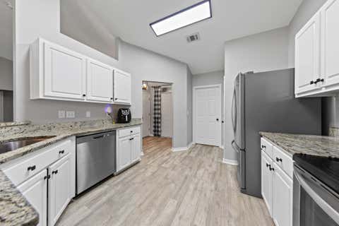 Featured picture for the property 977775