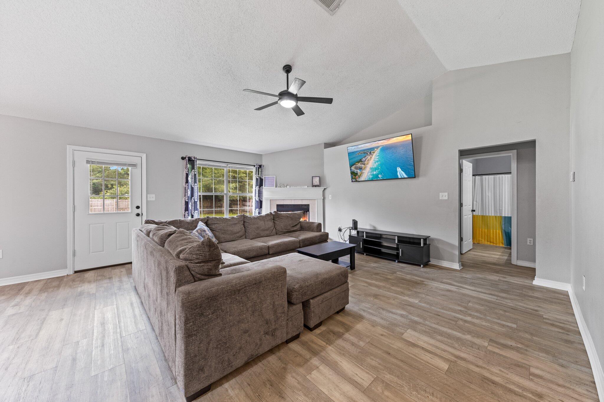 ANTIOCH ESTATES S/D LOT 70 BLK A - Residential