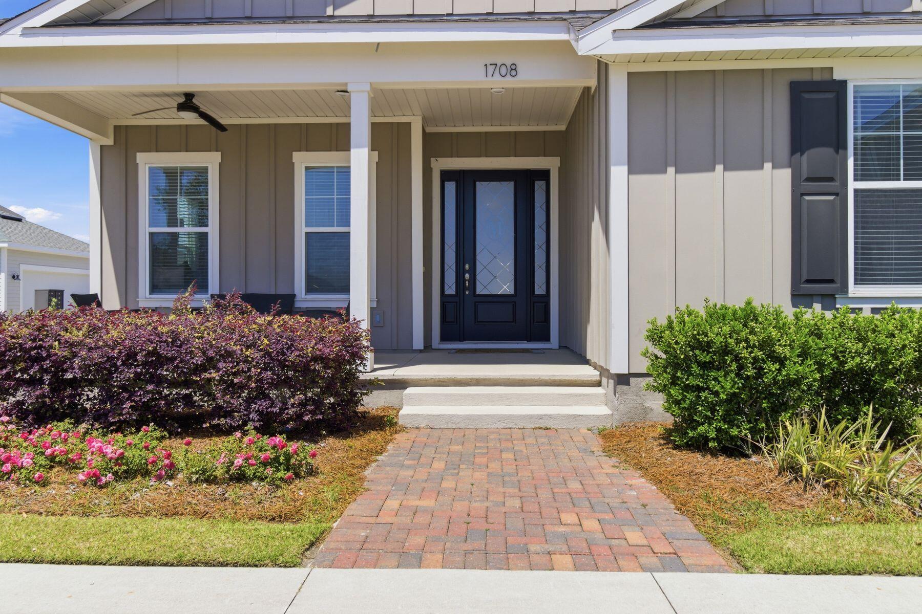 SWEET BAY - Residential