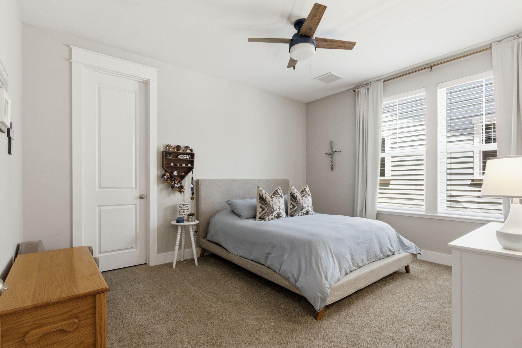 SWEET BAY - Residential