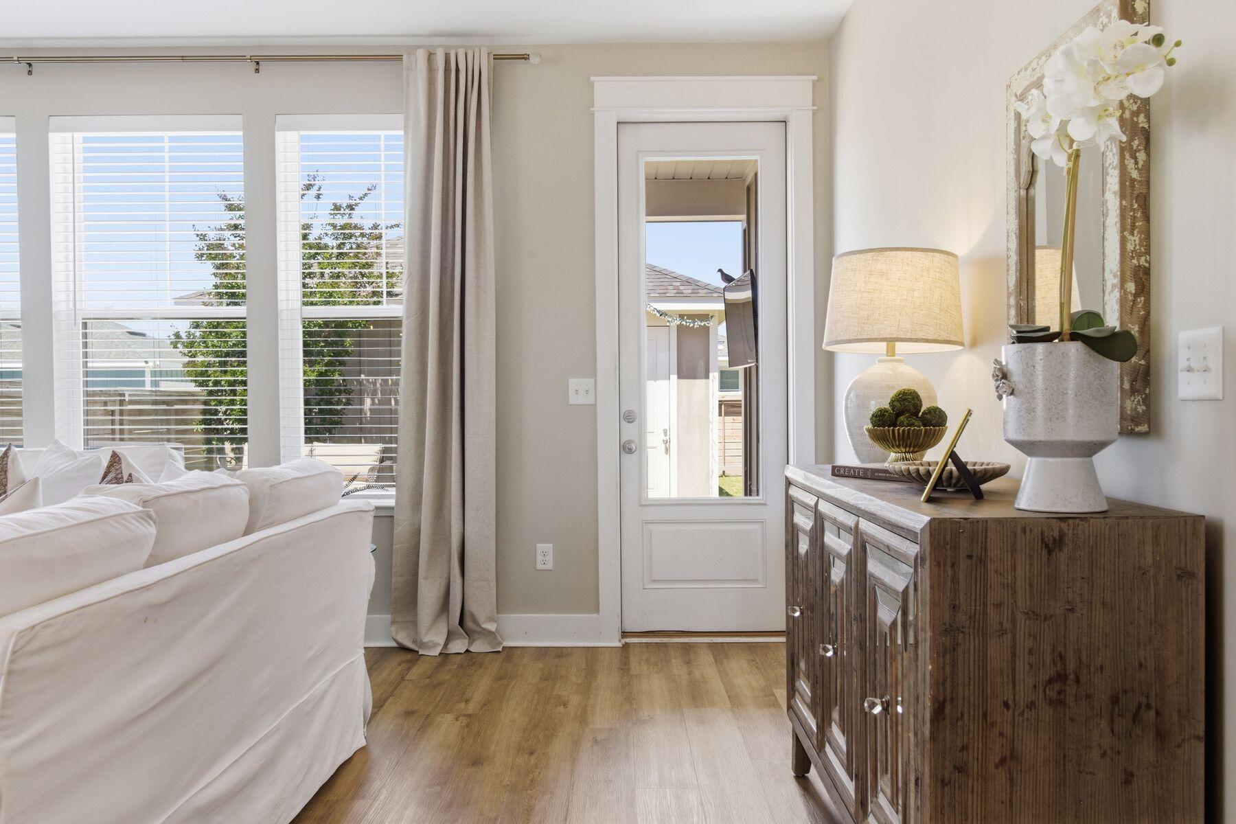 SWEET BAY - Residential