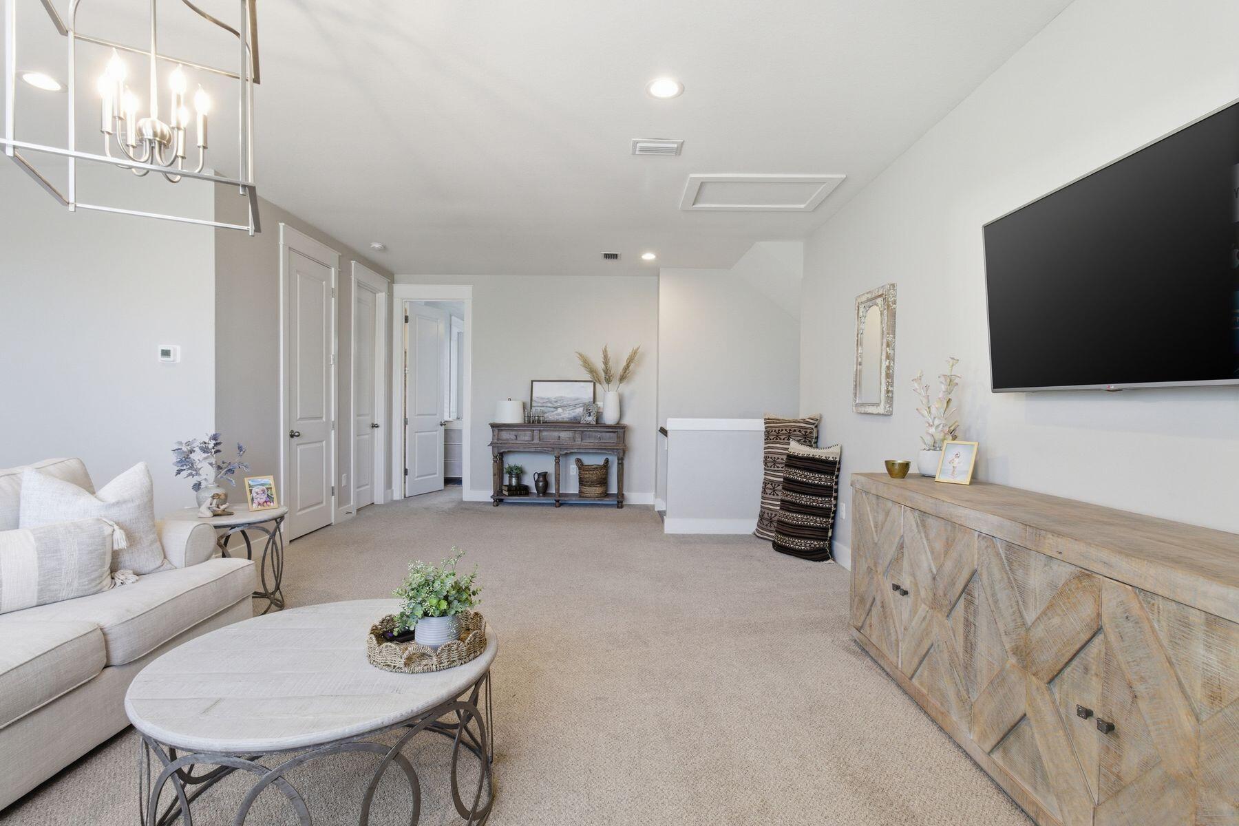 SWEET BAY - Residential