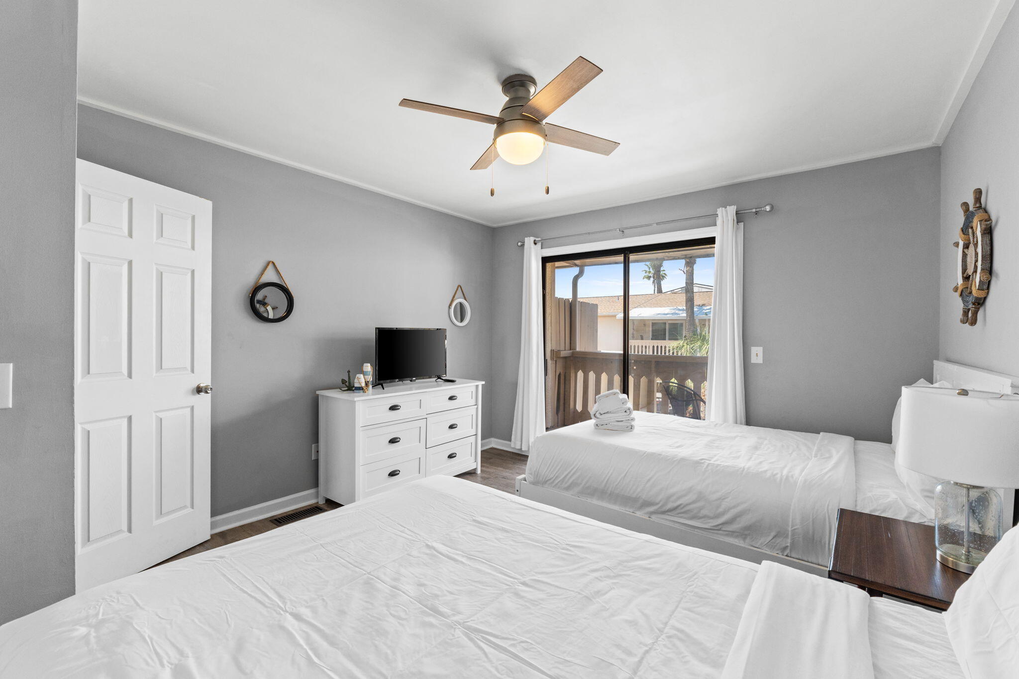 Horizon South Townhouses - Residential