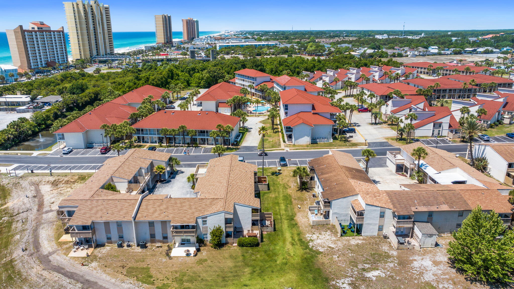 Horizon South Townhouses - Residential