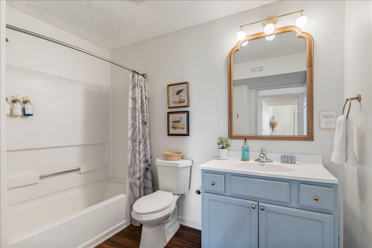 INDIAN LAKE - Residential