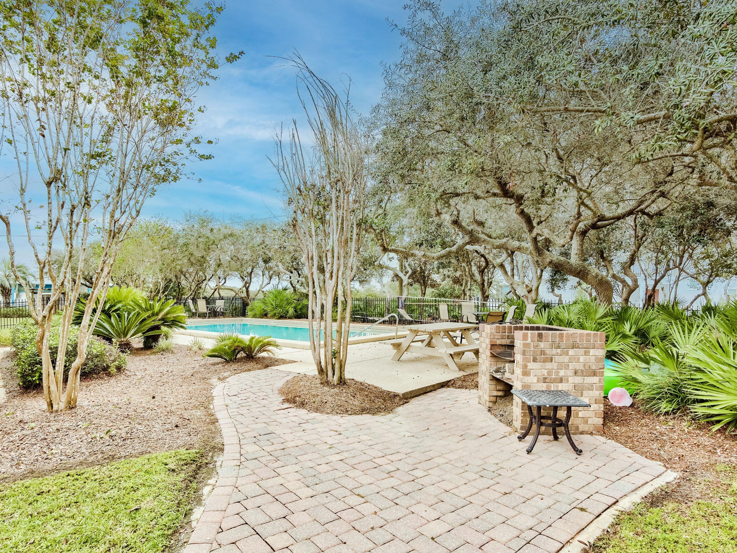 INLET DUNES CONDO PH 1 - Residential