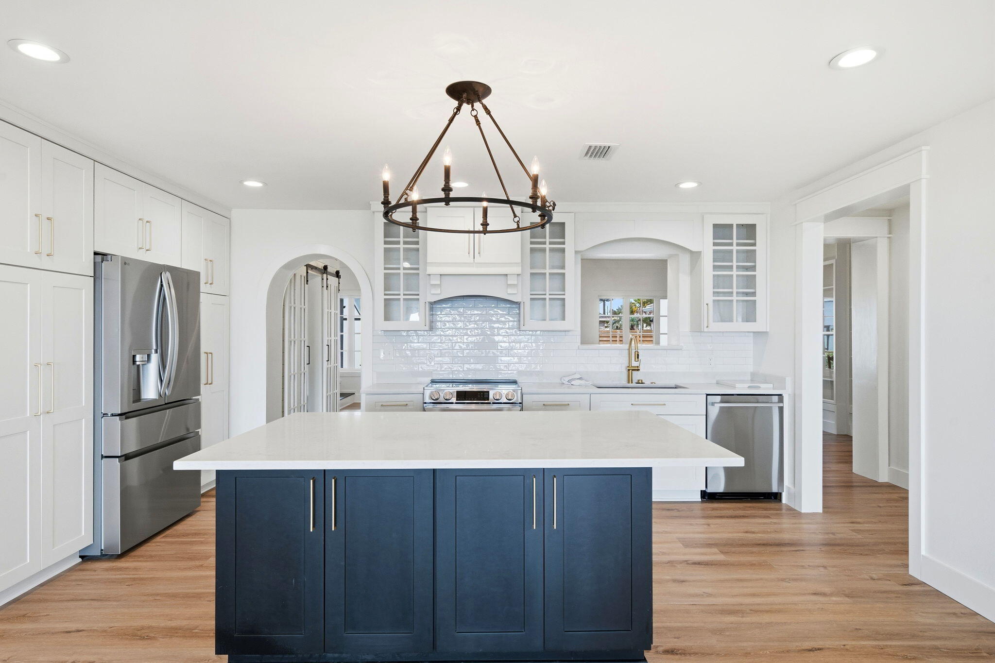 CRESCENT SHORES - Residential