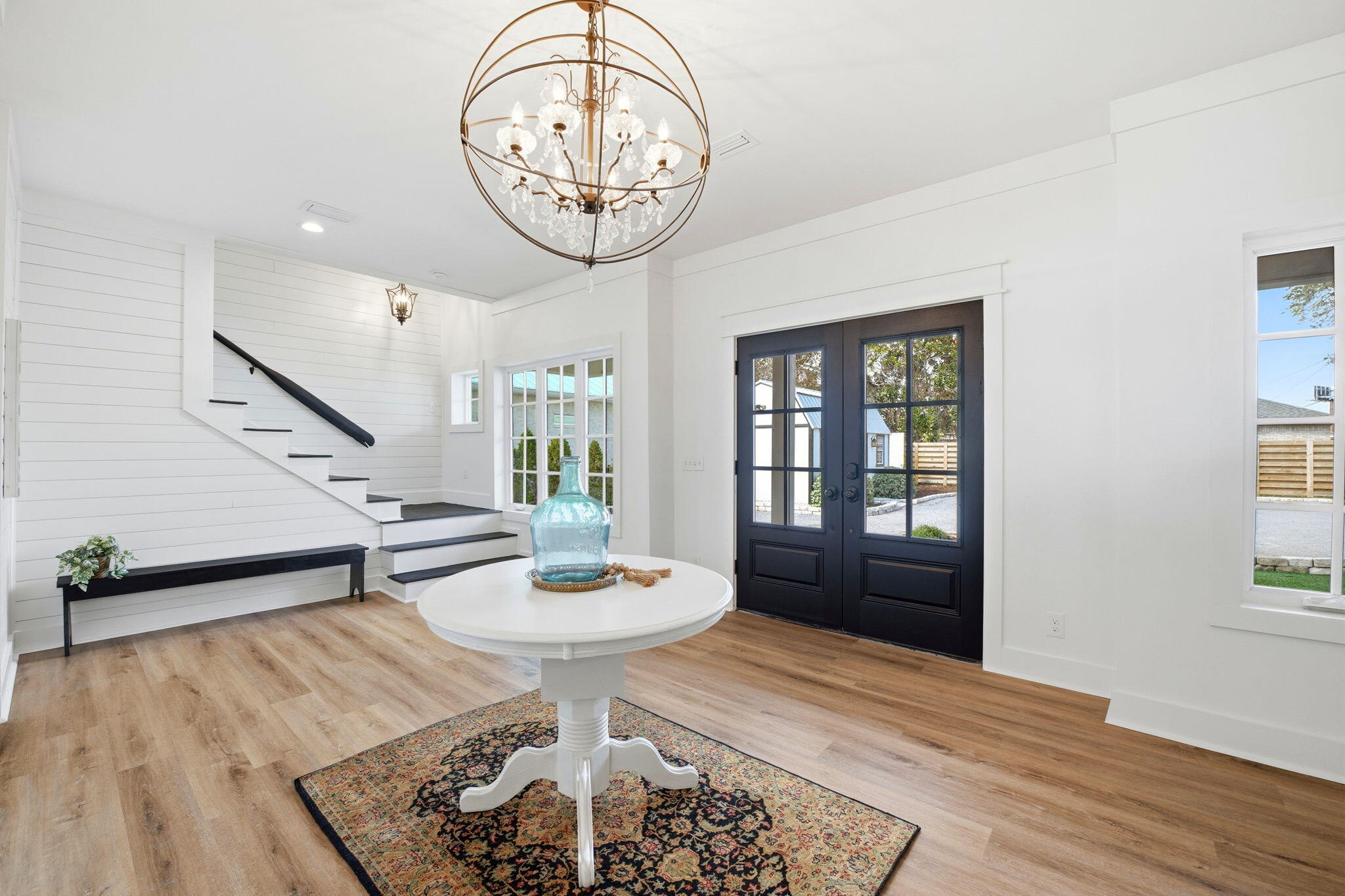 CRESCENT SHORES - Residential