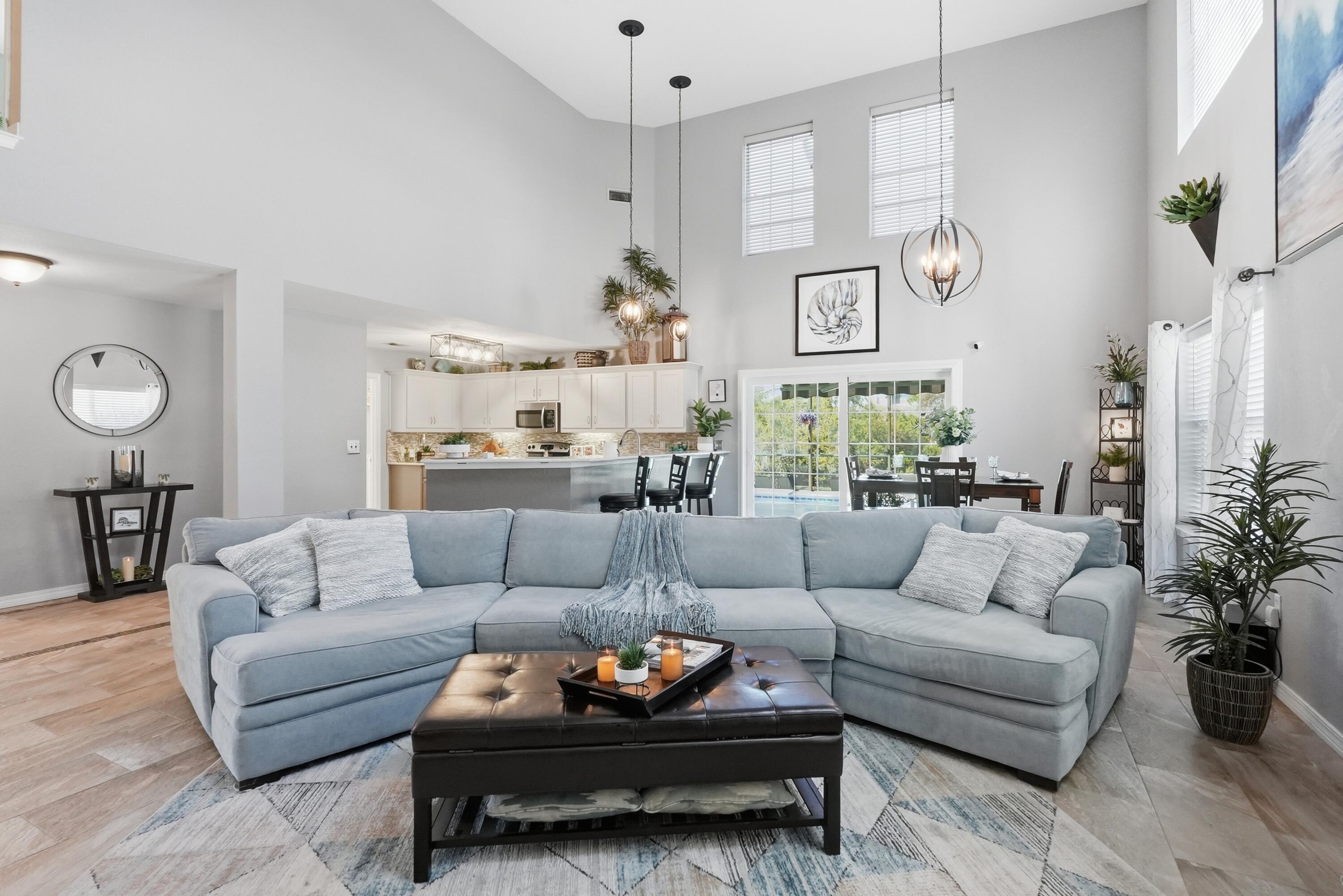 EMERALD LAKES PH 1 - Residential