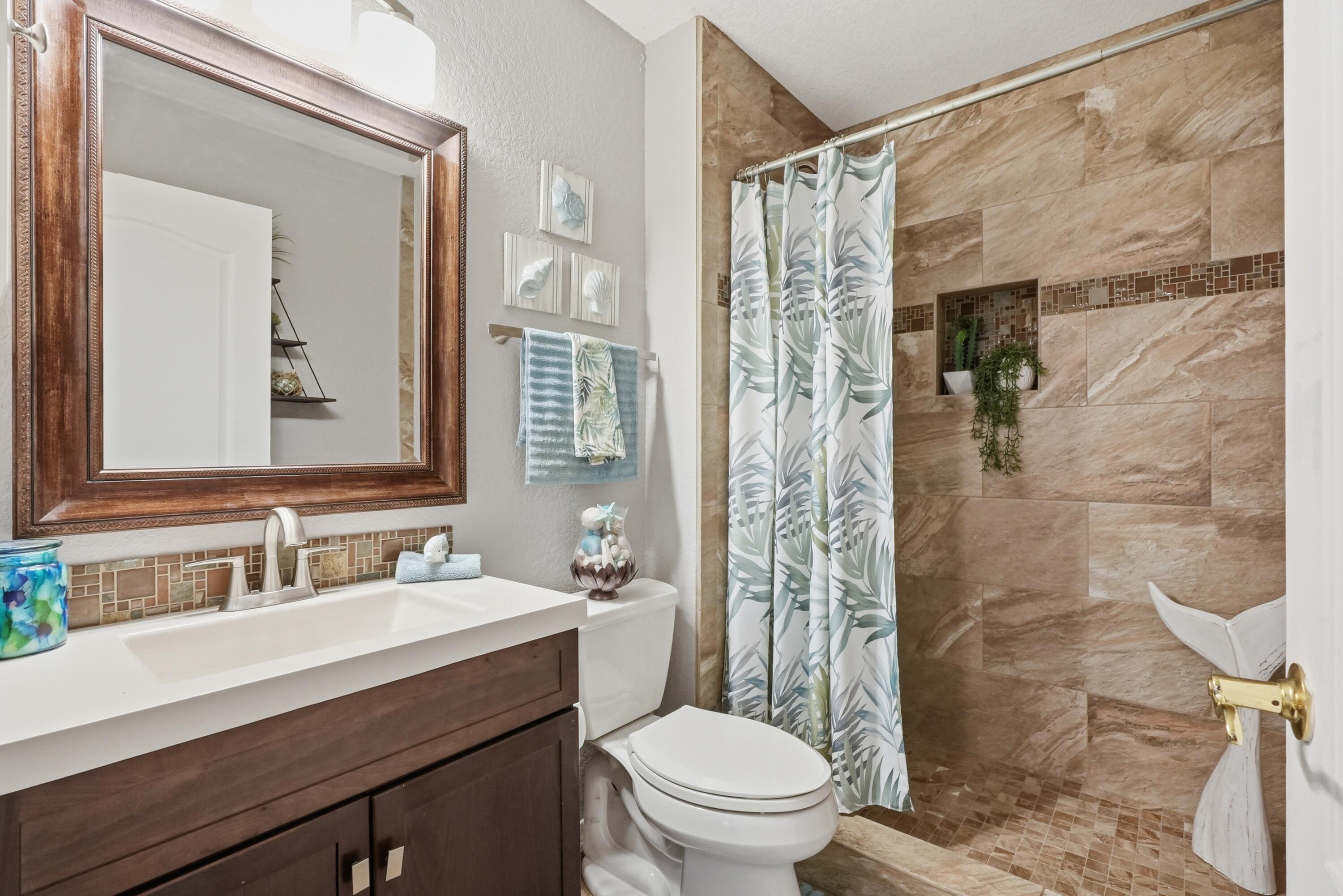 EMERALD LAKES PH 1 - Residential