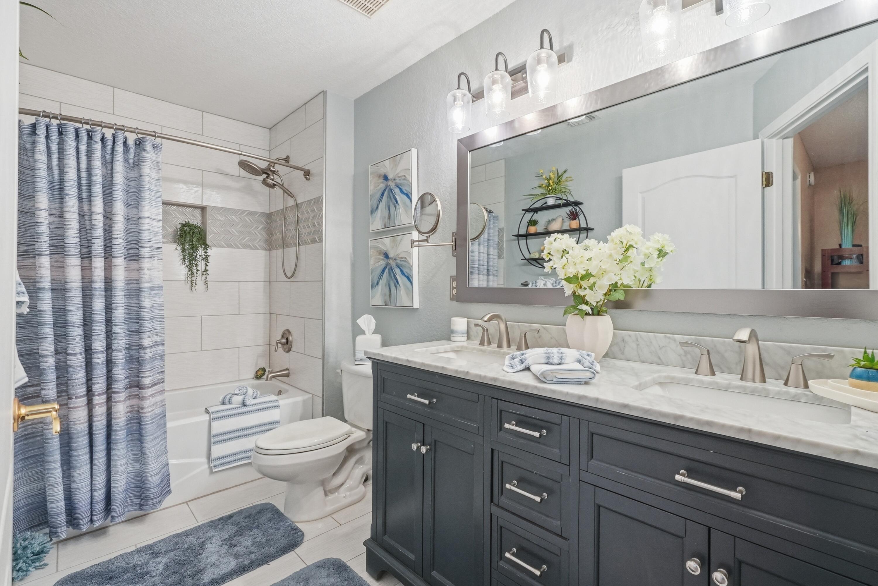 EMERALD LAKES PH 1 - Residential