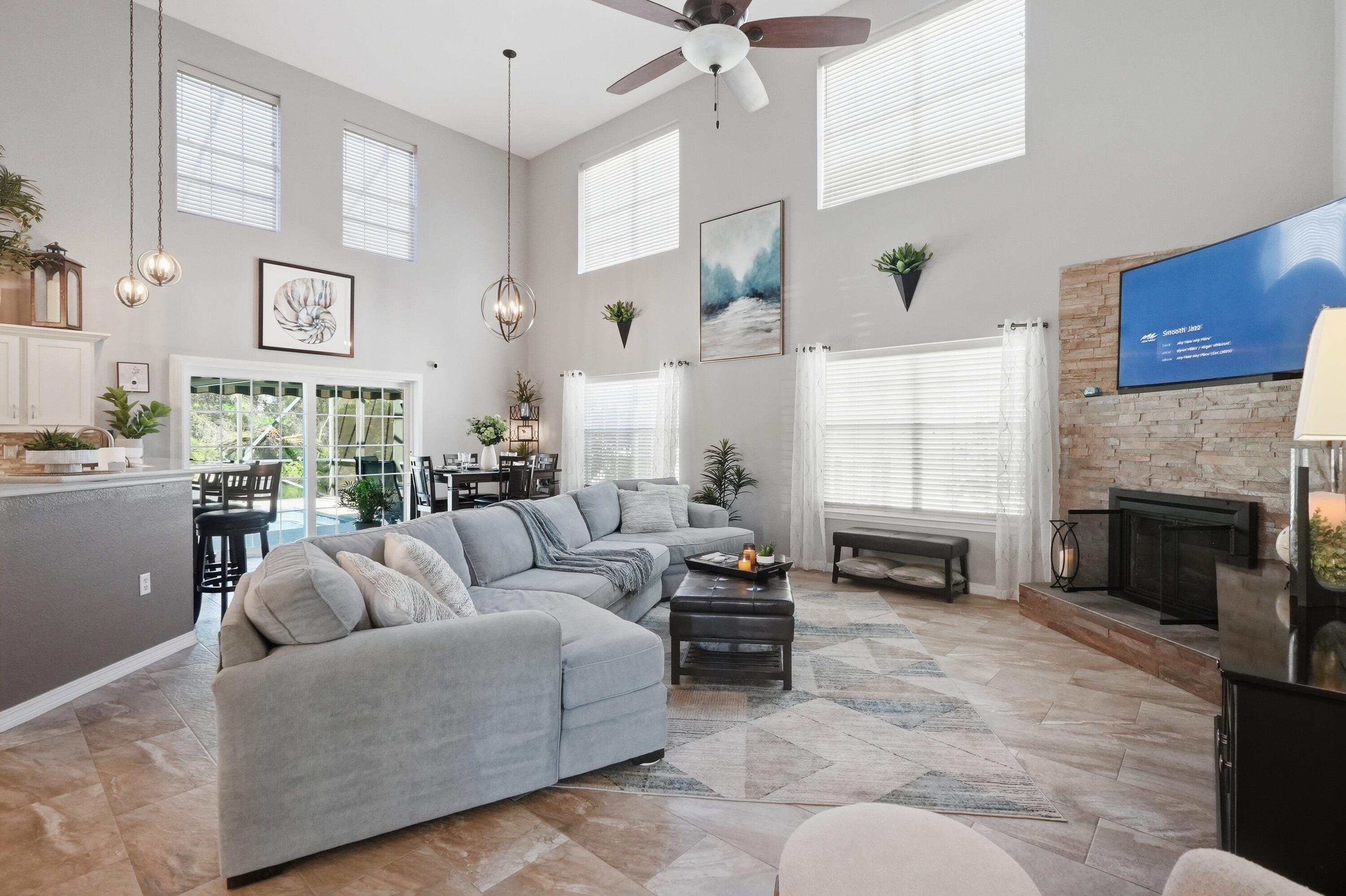 EMERALD LAKES PH 1 - Residential