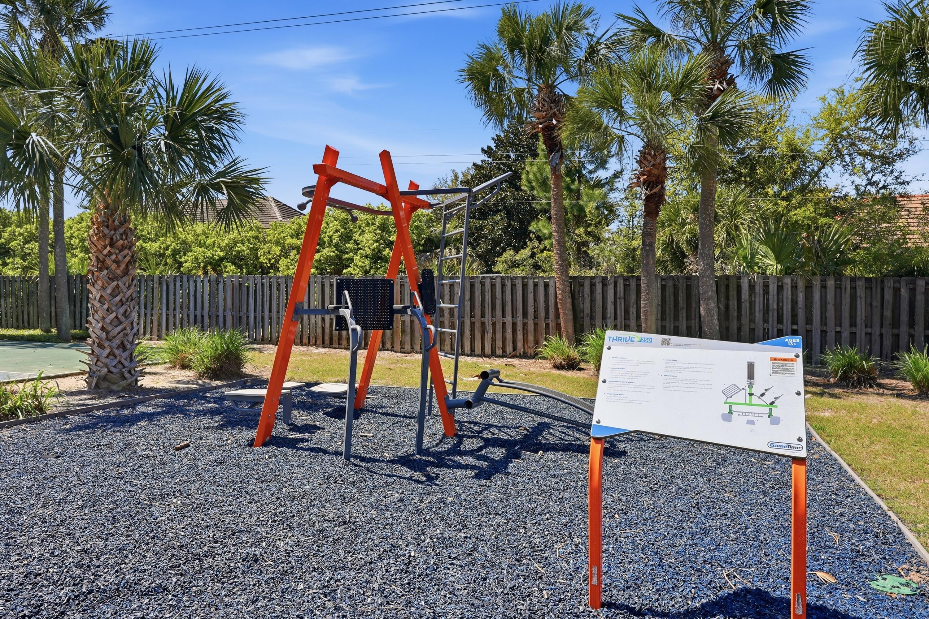 EMERALD LAKES PH 1 - Residential