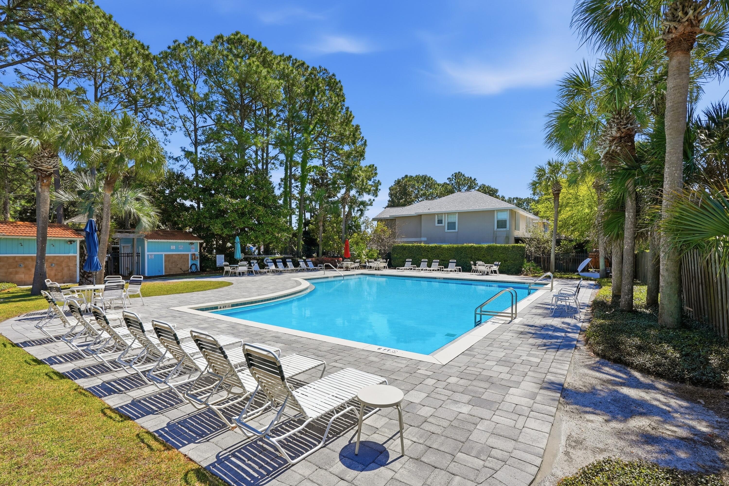 EMERALD LAKES PH 1 - Residential