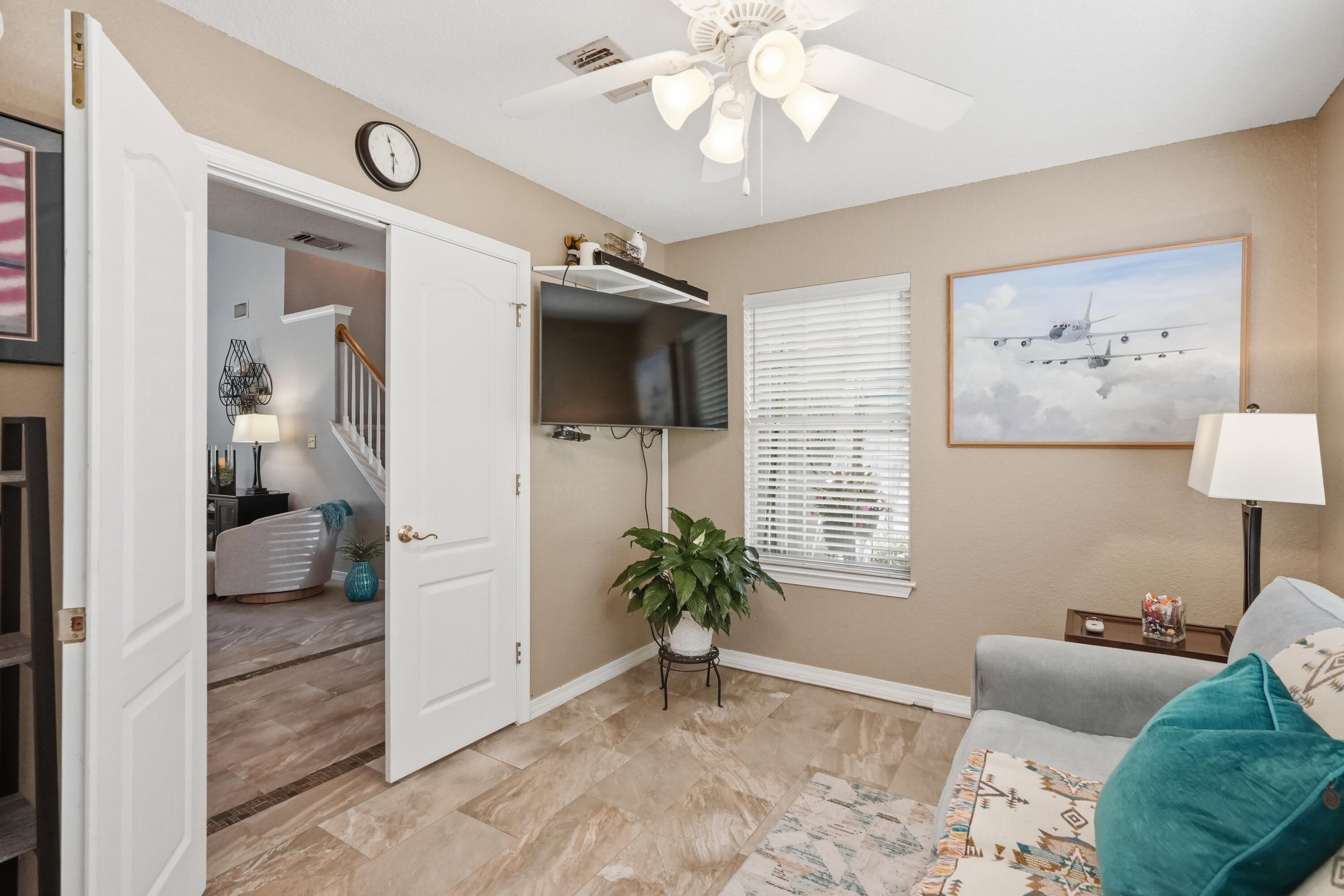 EMERALD LAKES PH 1 - Residential