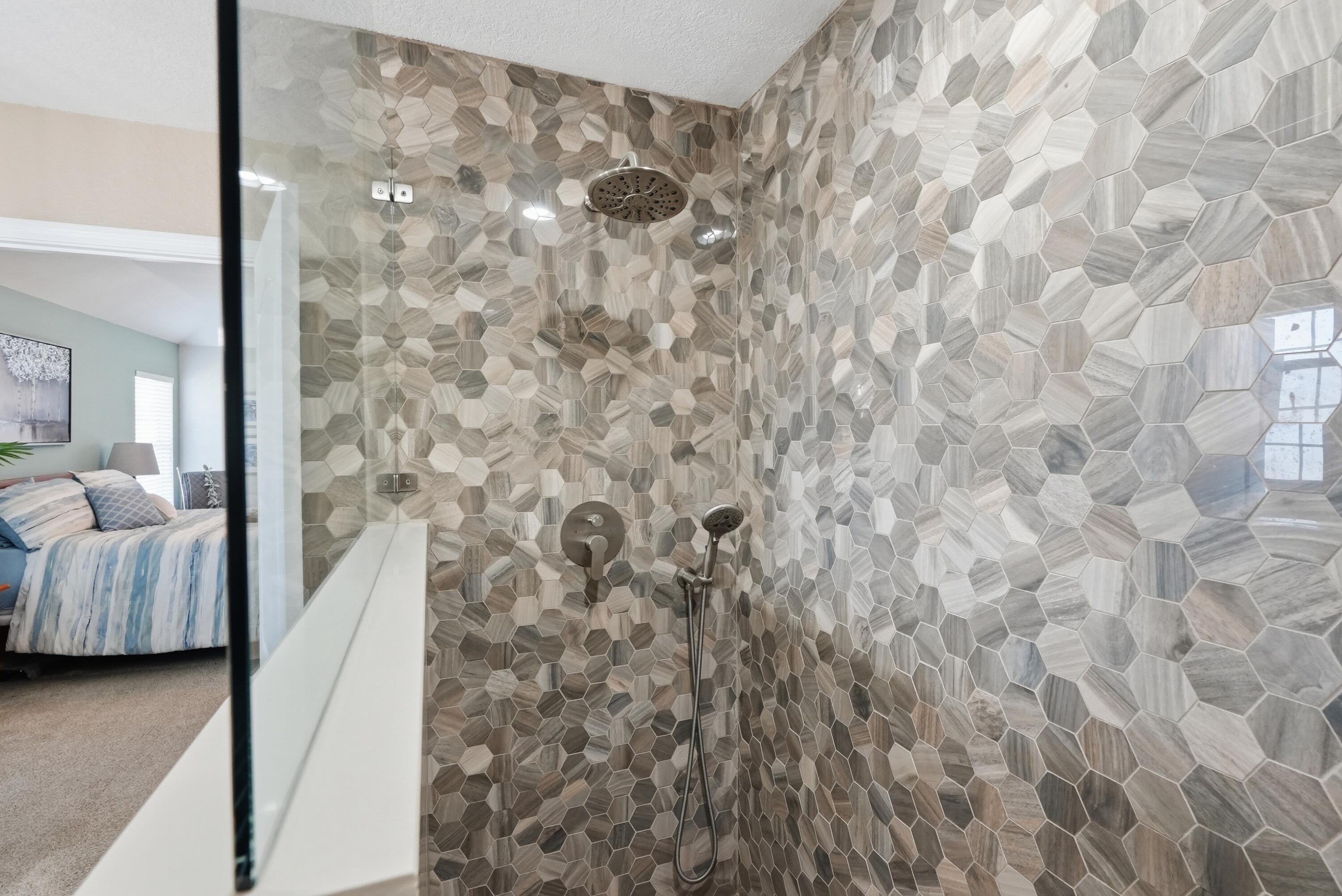 EMERALD LAKES PH 1 - Residential