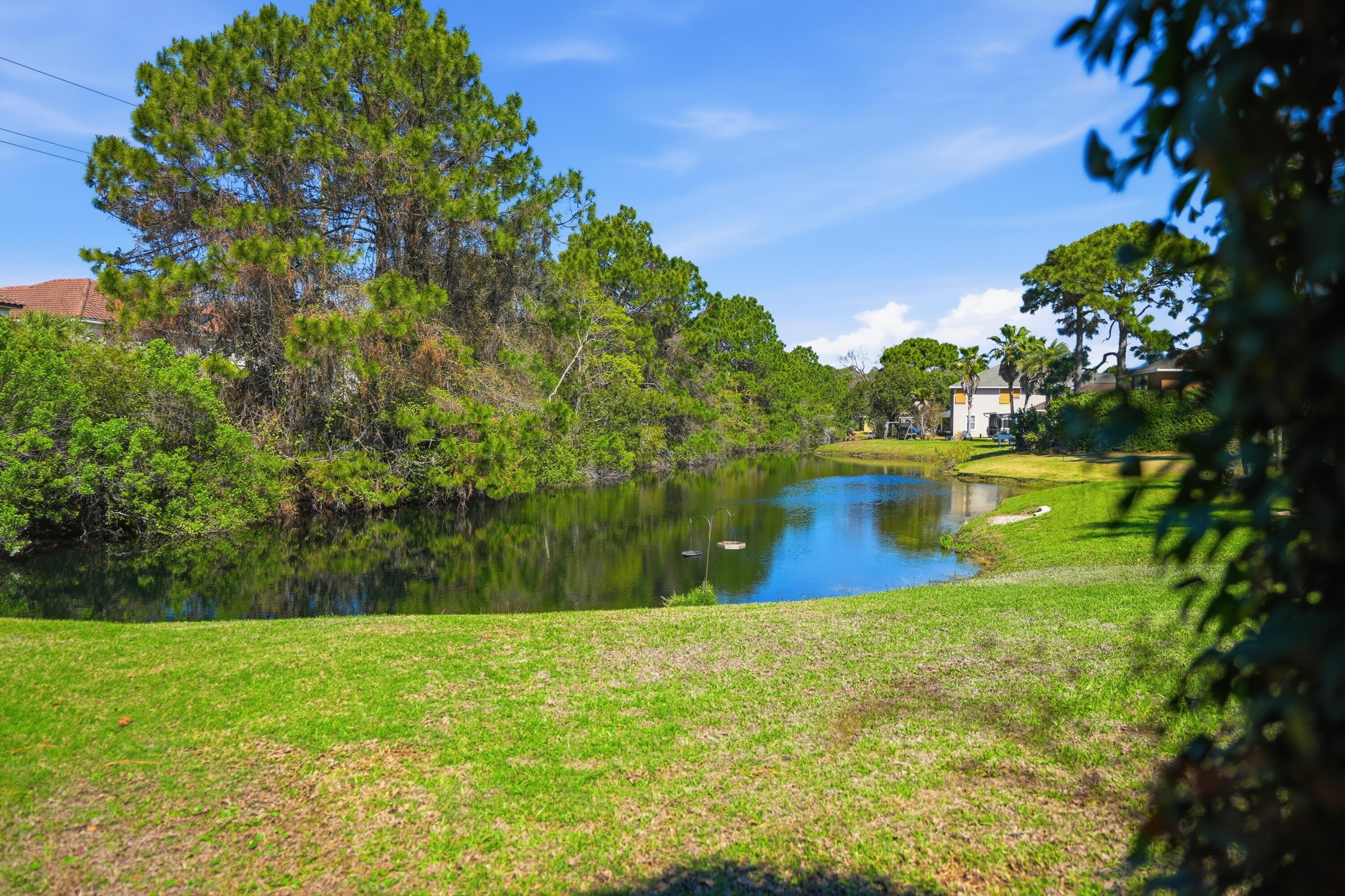 EMERALD LAKES PH 1 - Residential