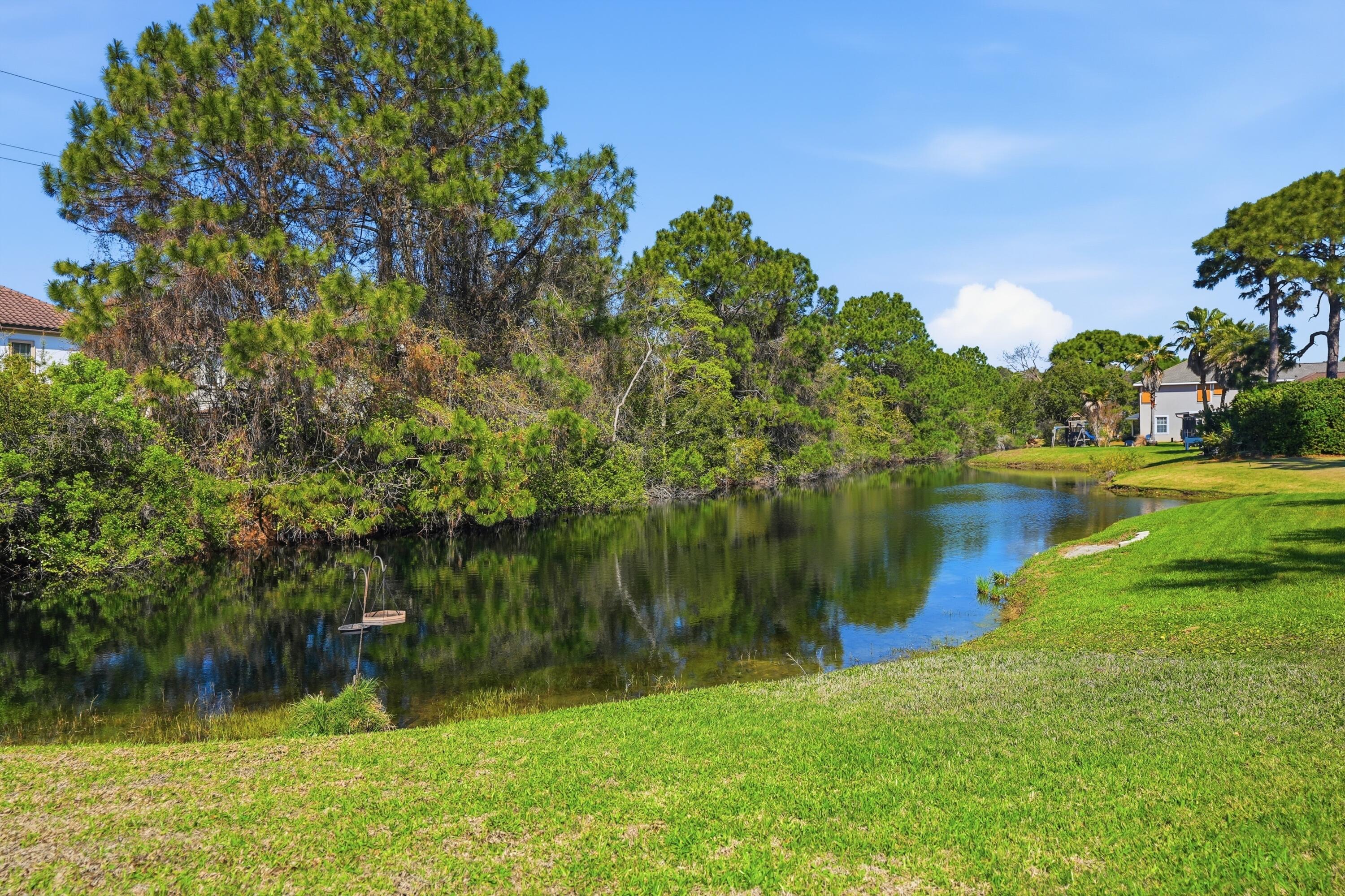 EMERALD LAKES PH 1 - Residential