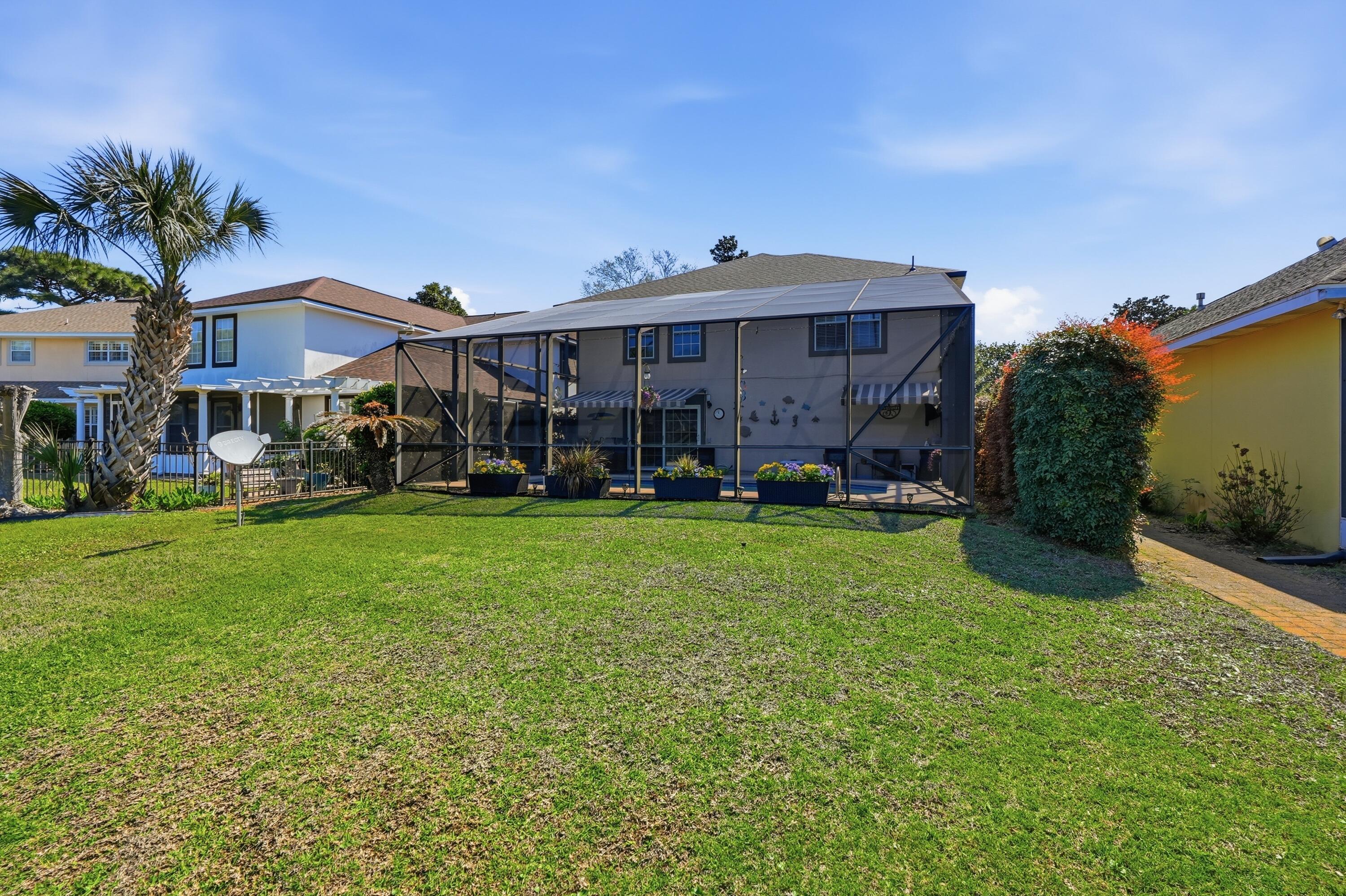 EMERALD LAKES PH 1 - Residential