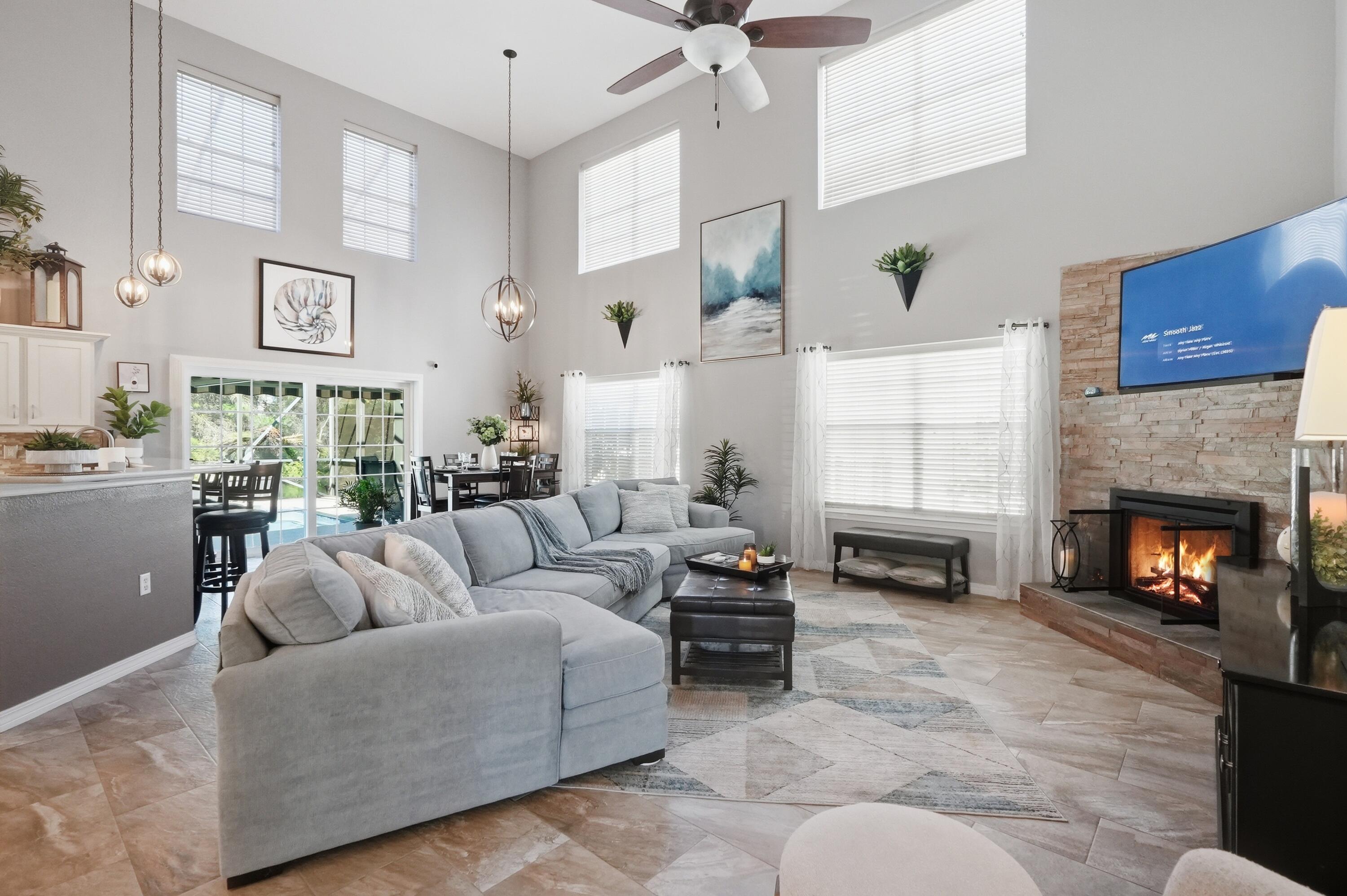 EMERALD LAKES PH 1 - Residential