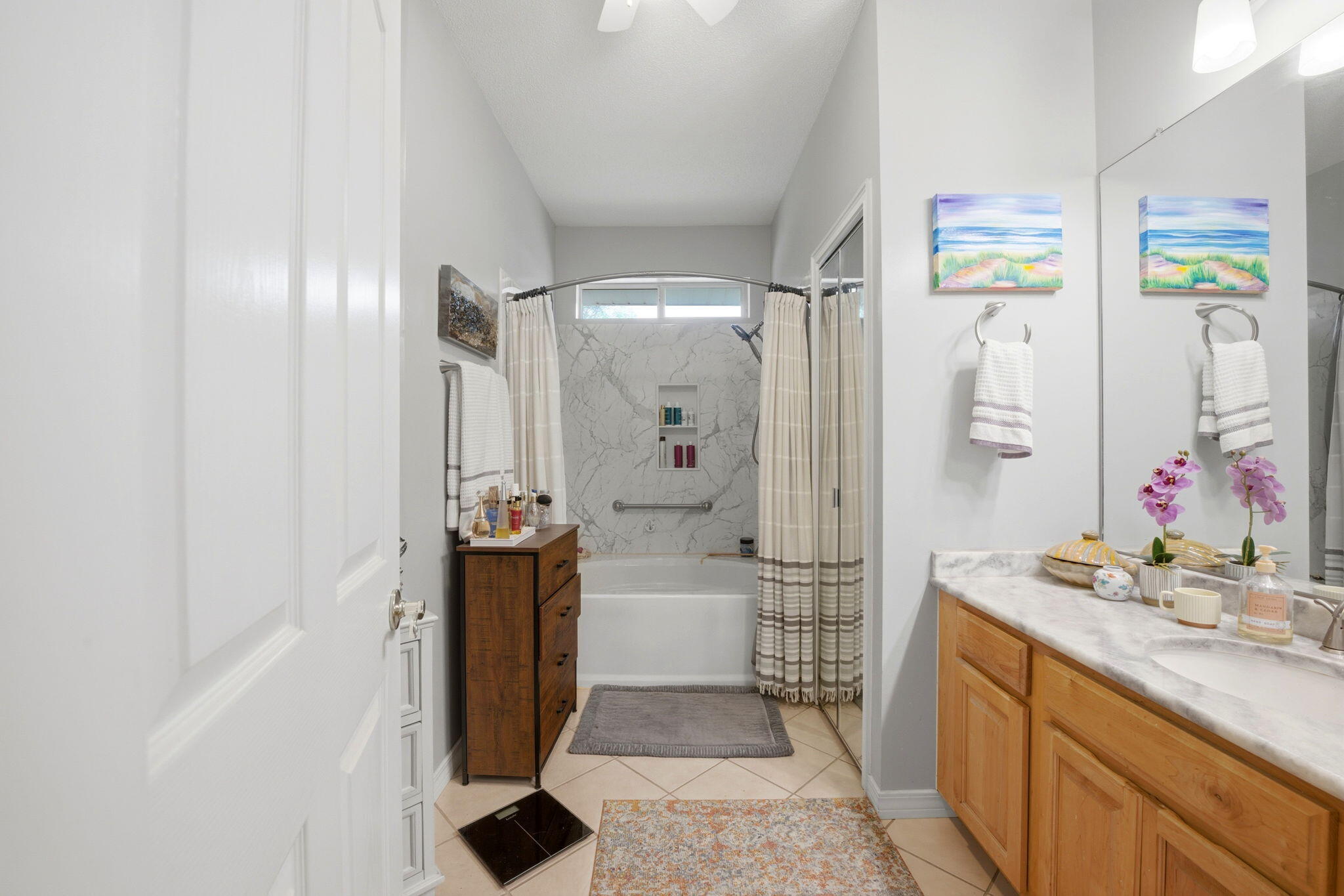 HOLLEY BY THE SEA - Residential