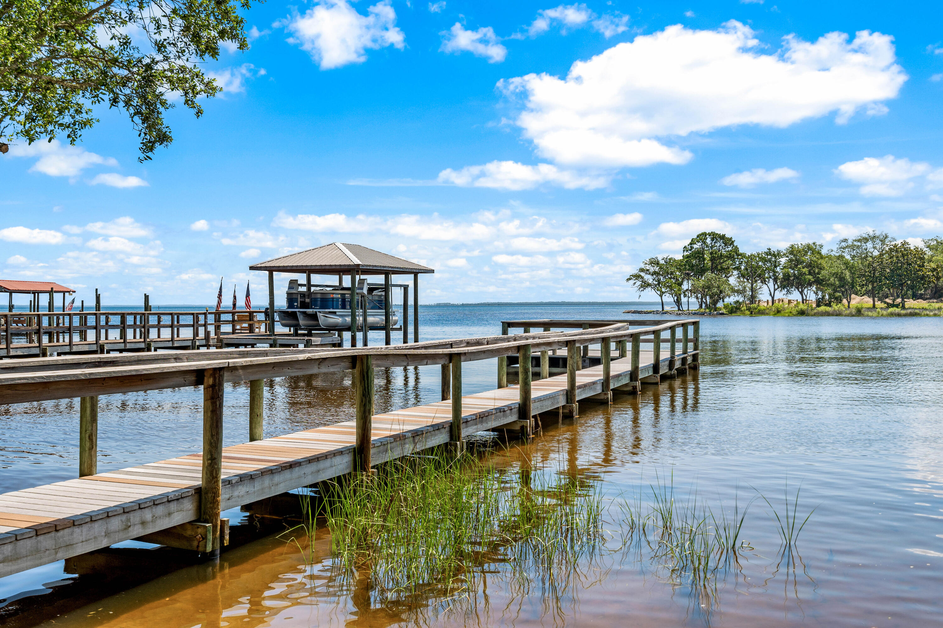 FISCHERS LANDING - Residential
