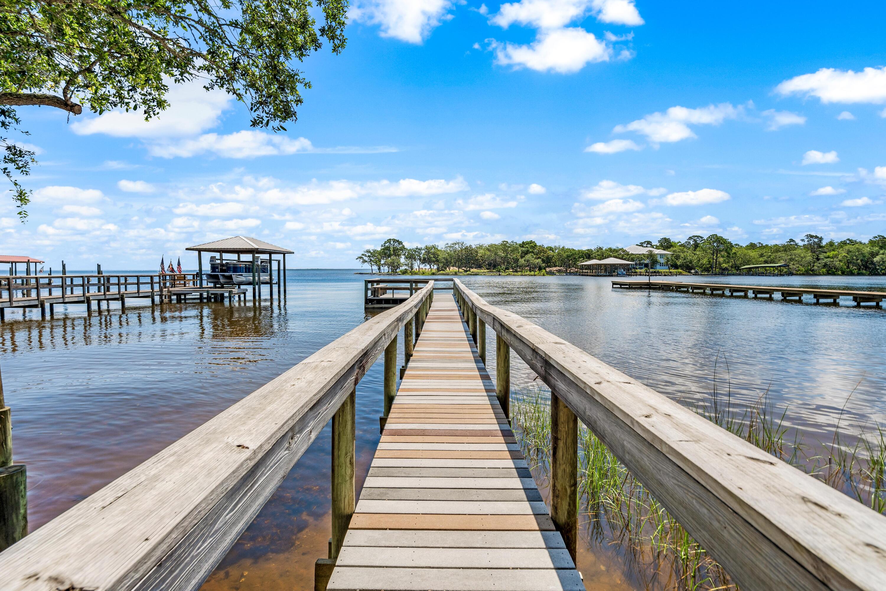 FISCHERS LANDING - Residential