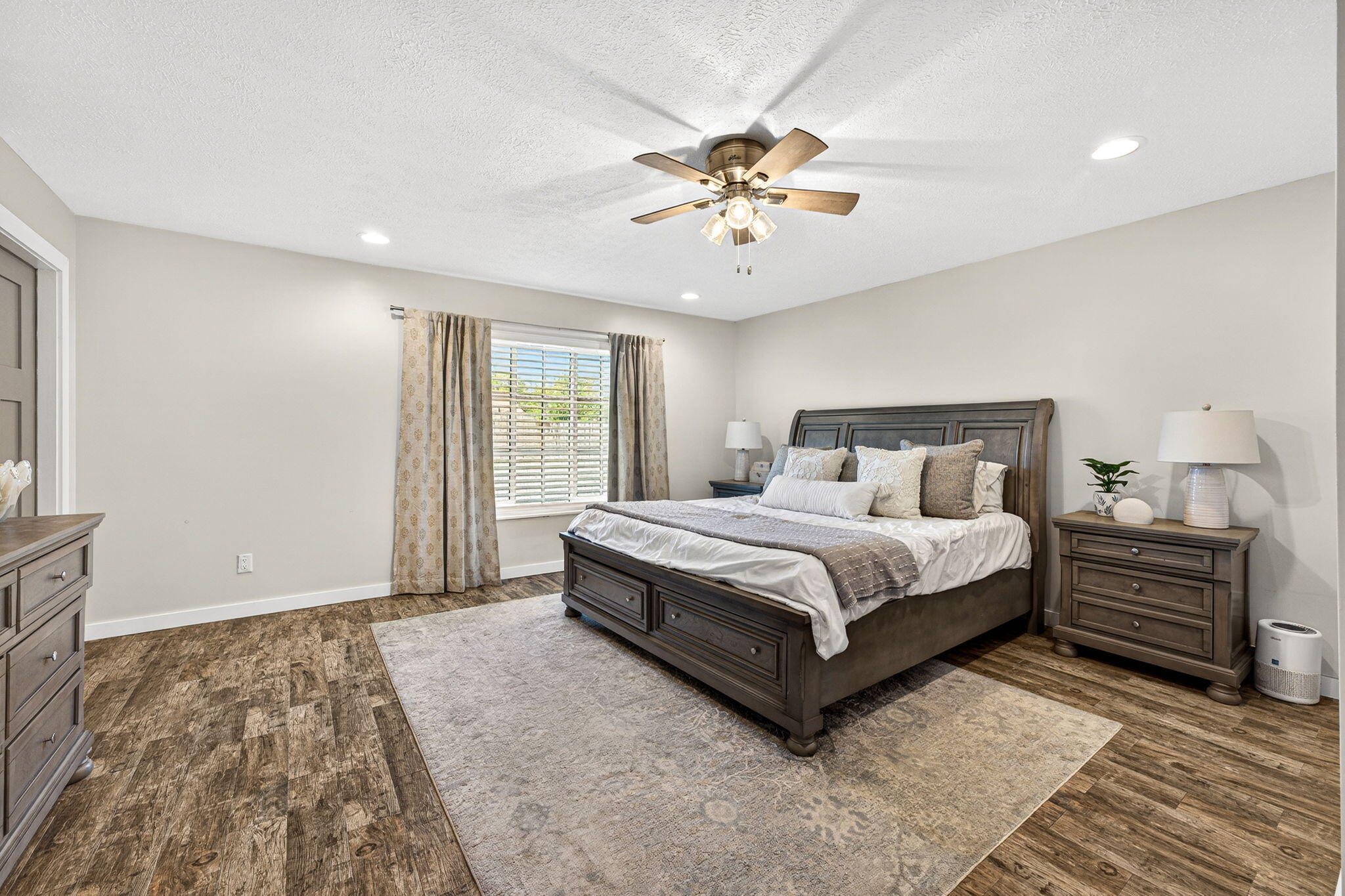 FOREST PARK ESTATES - Residential