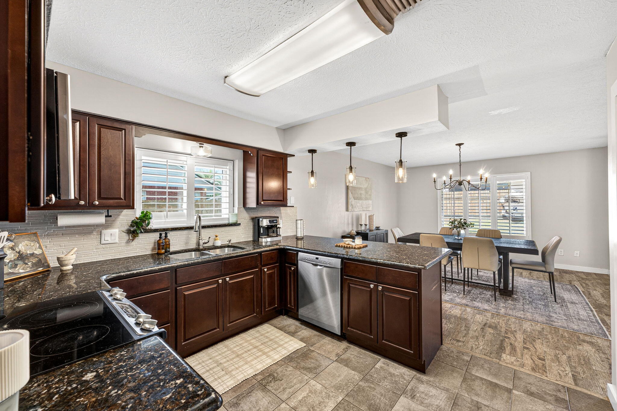 FOREST PARK ESTATES - Residential