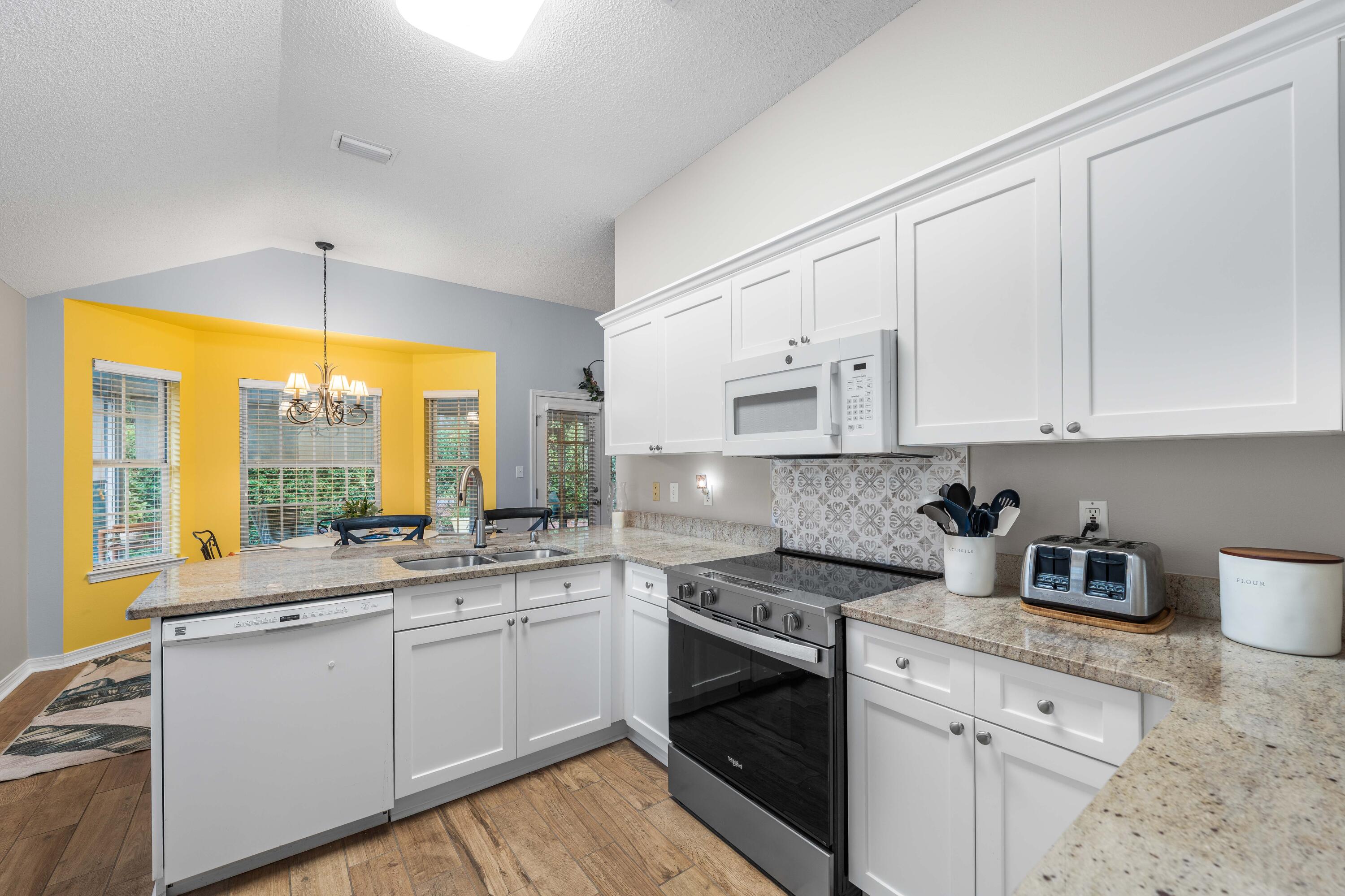 TREETOPS AT BAYSIDE PH 2 - Residential