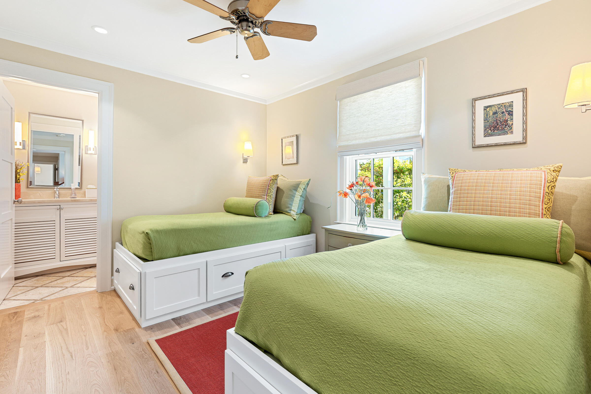 Seaside 10 - Residential