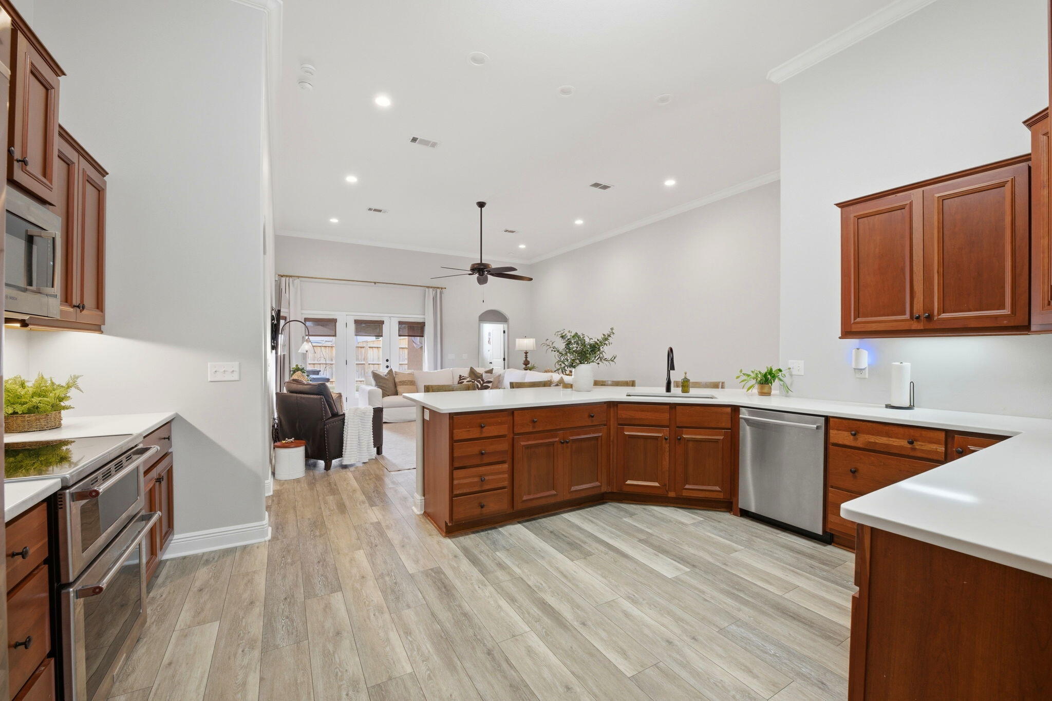 PALMETTO LAKE PRESERVE - Residential