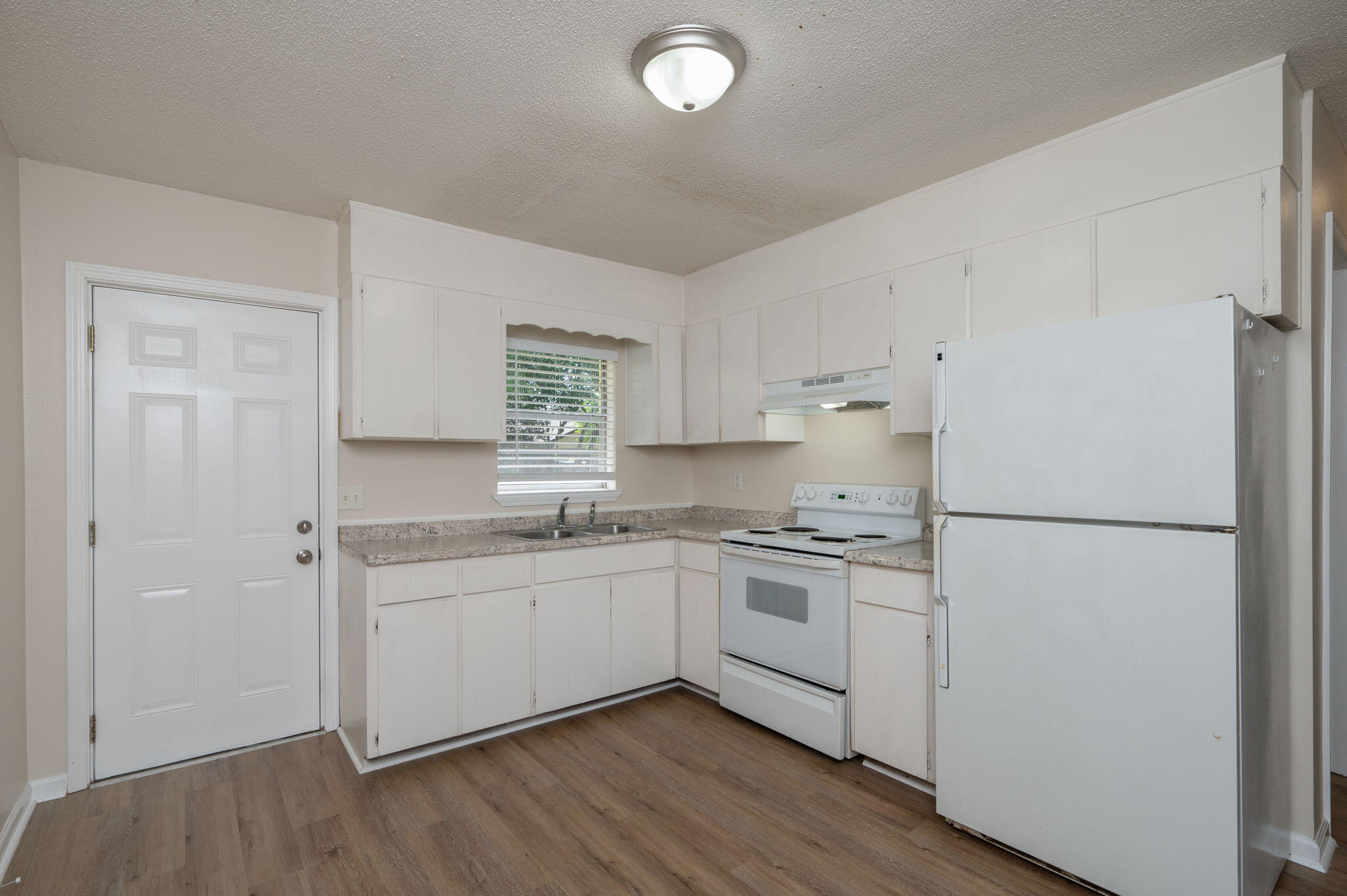 RACETRACK ROAD 1ST - Residential Lease