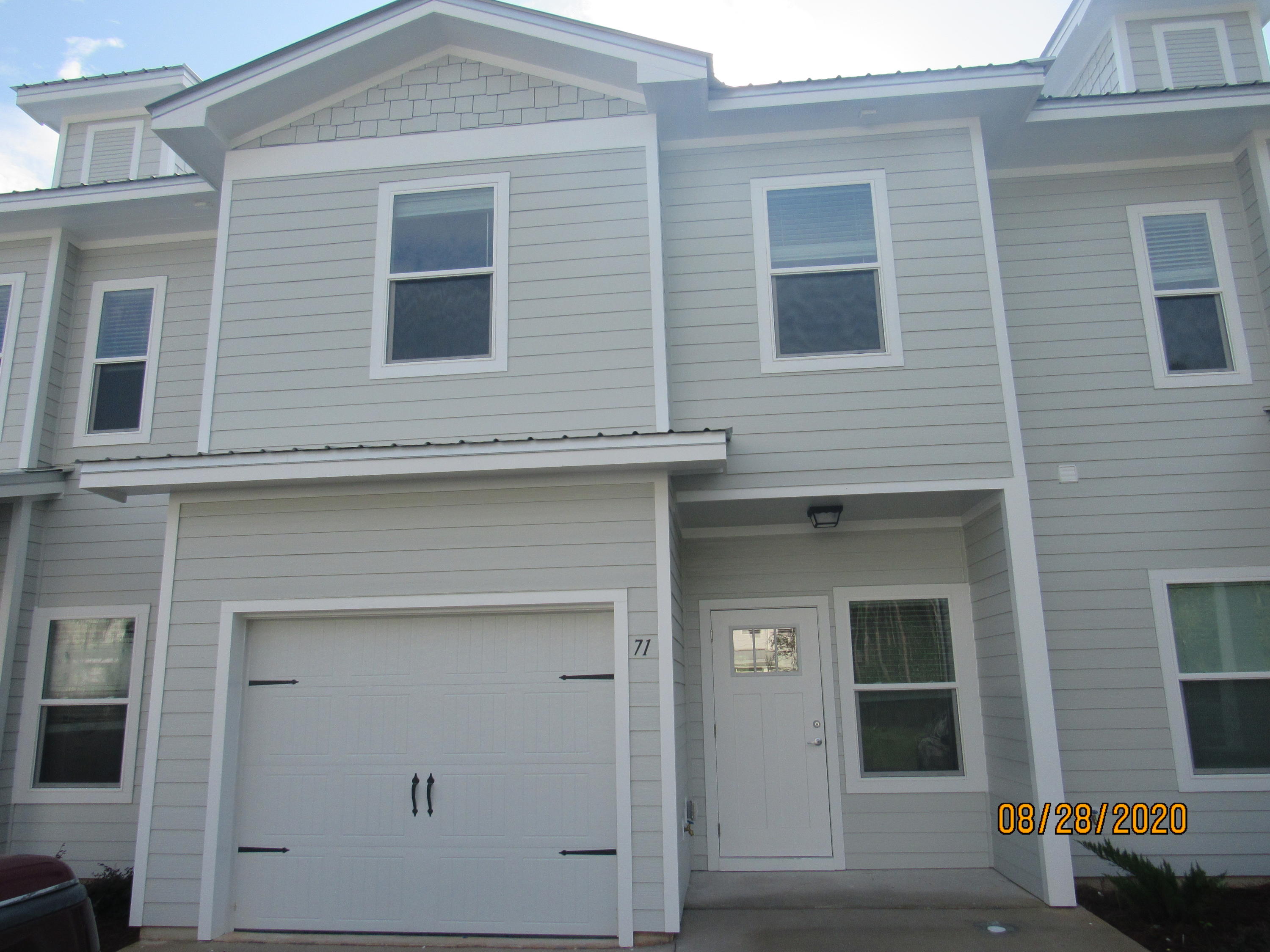 VERANDAS AT FREEPORT - Residential Lease