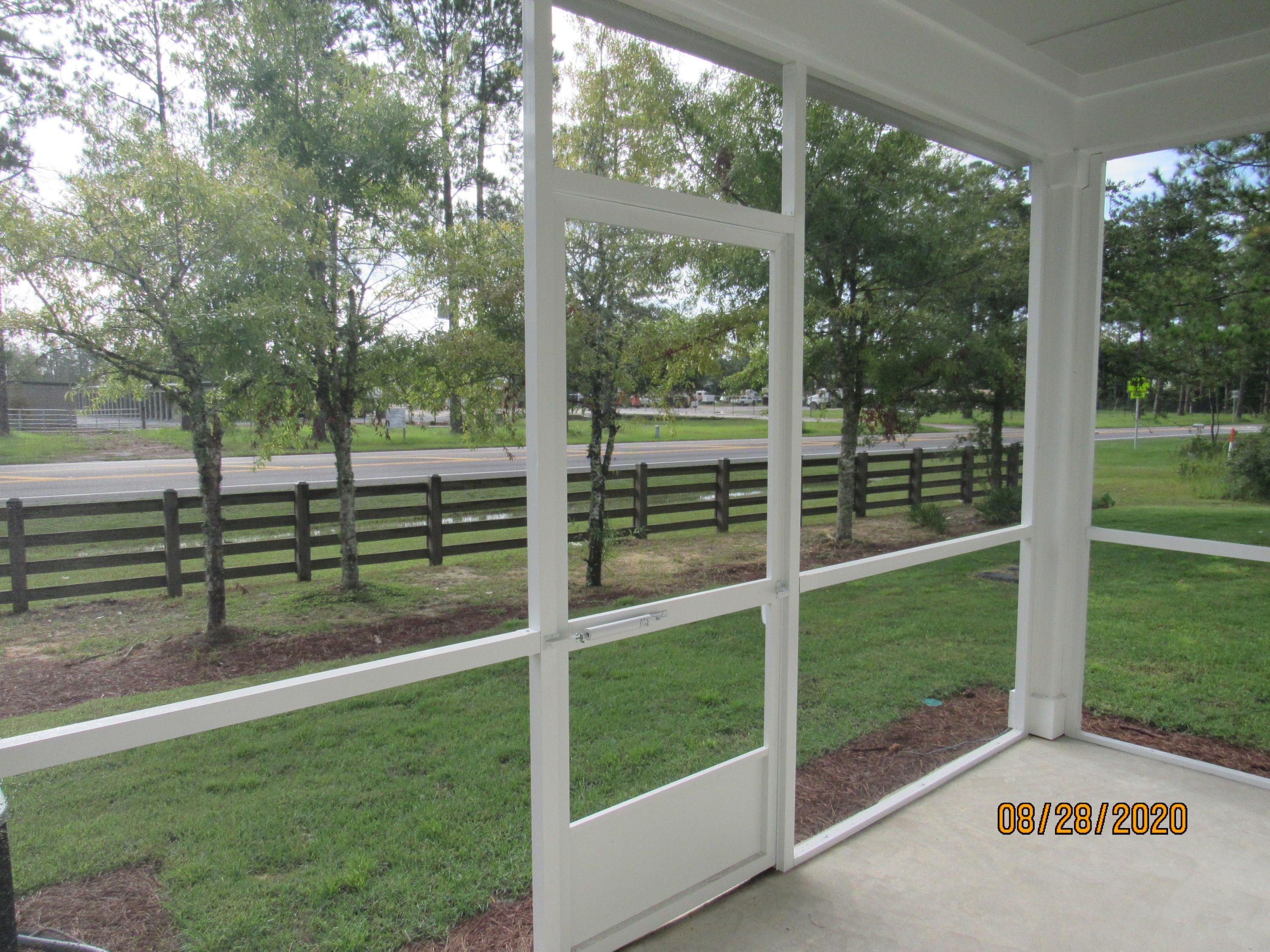 VERANDAS AT FREEPORT - Residential Lease