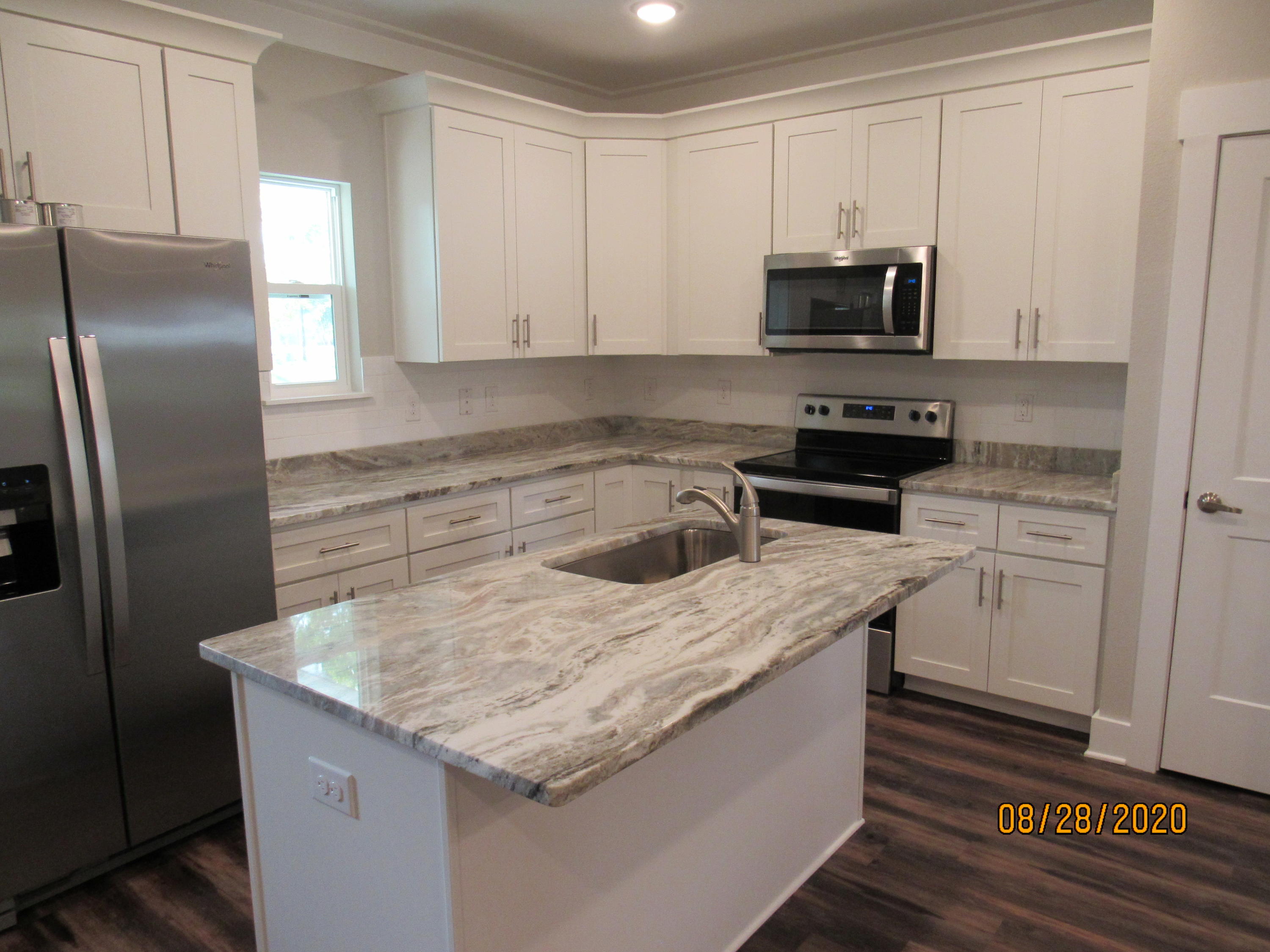 VERANDAS AT FREEPORT - Residential Lease