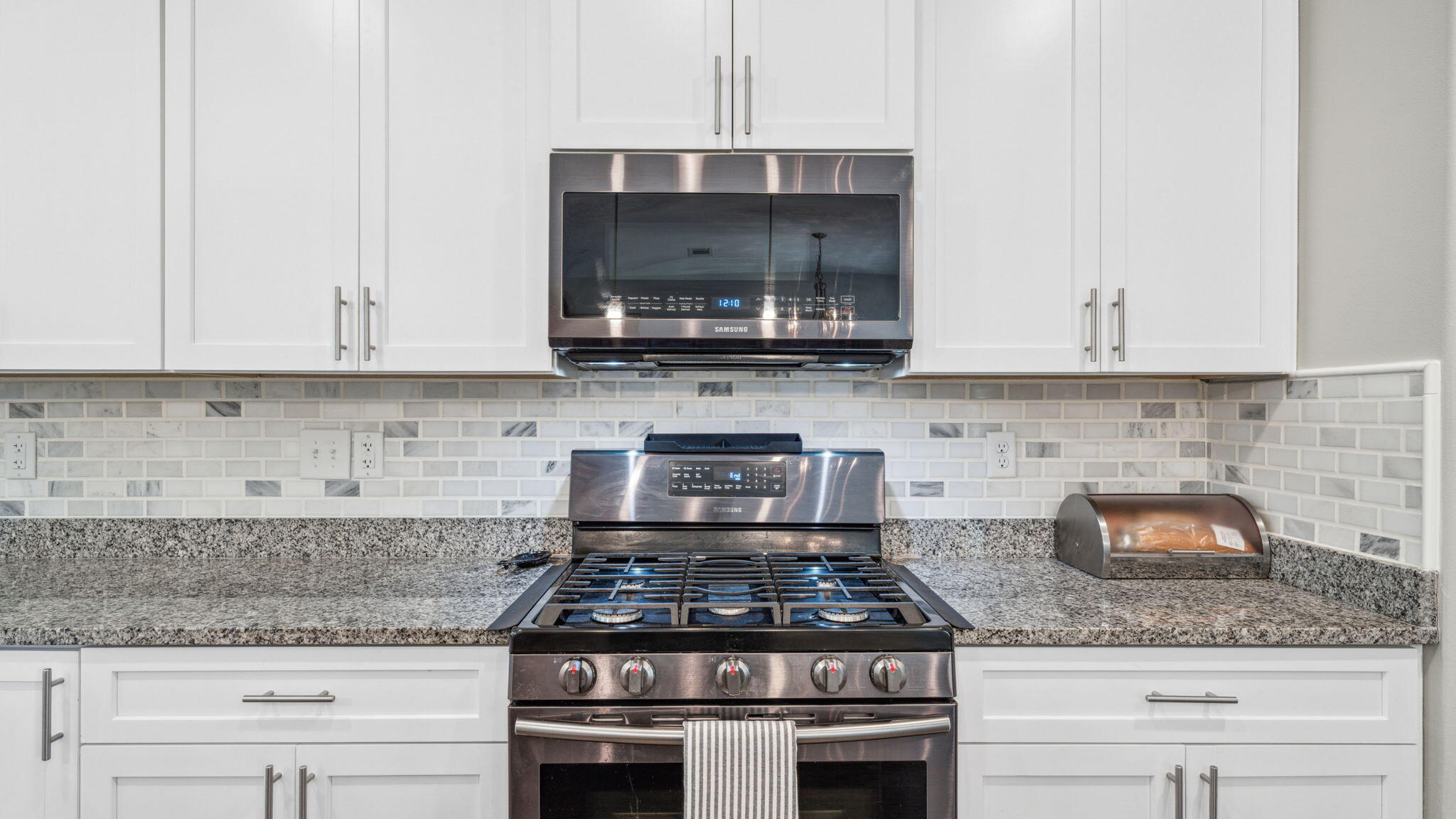 PELICAN BAY S/D - Residential