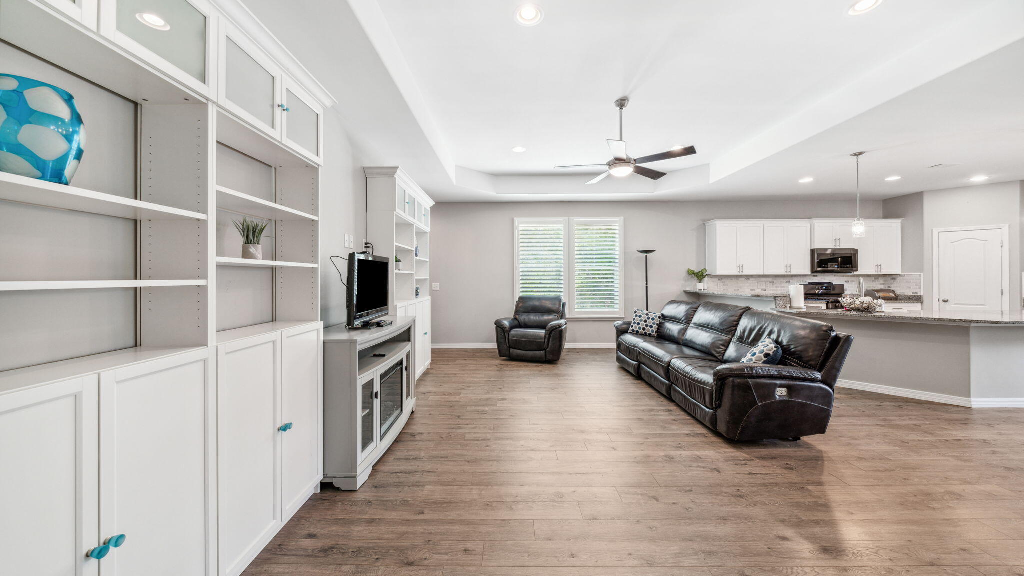 PELICAN BAY S/D - Residential