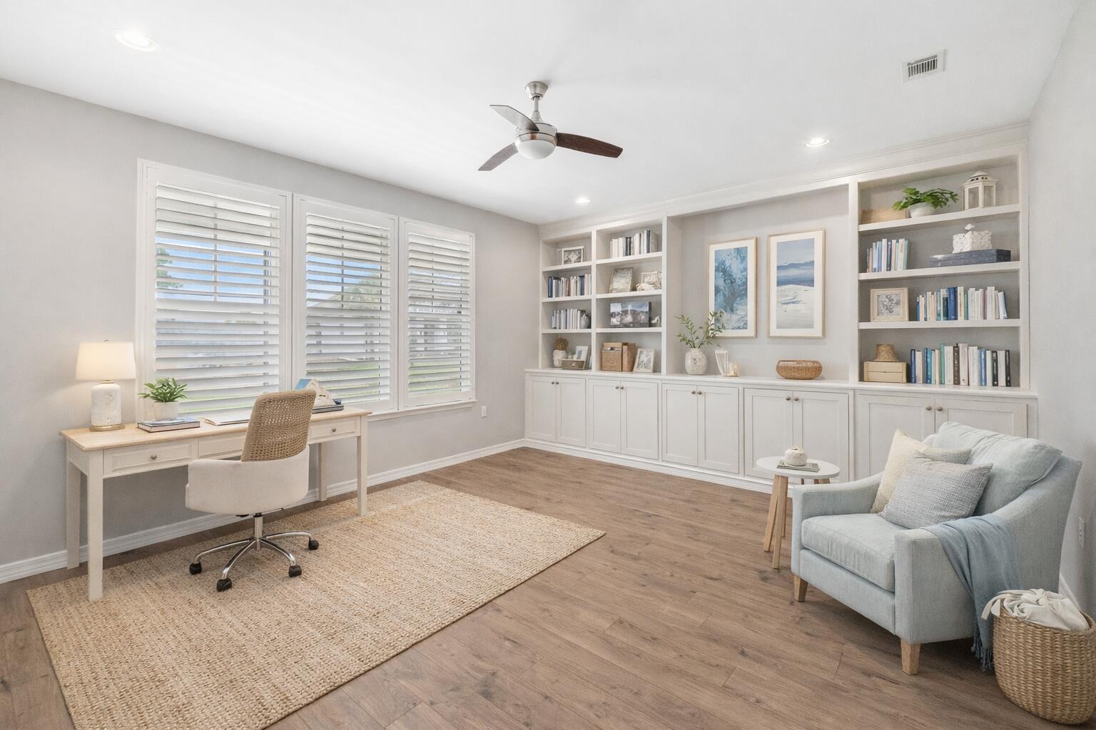 PELICAN BAY S/D - Residential