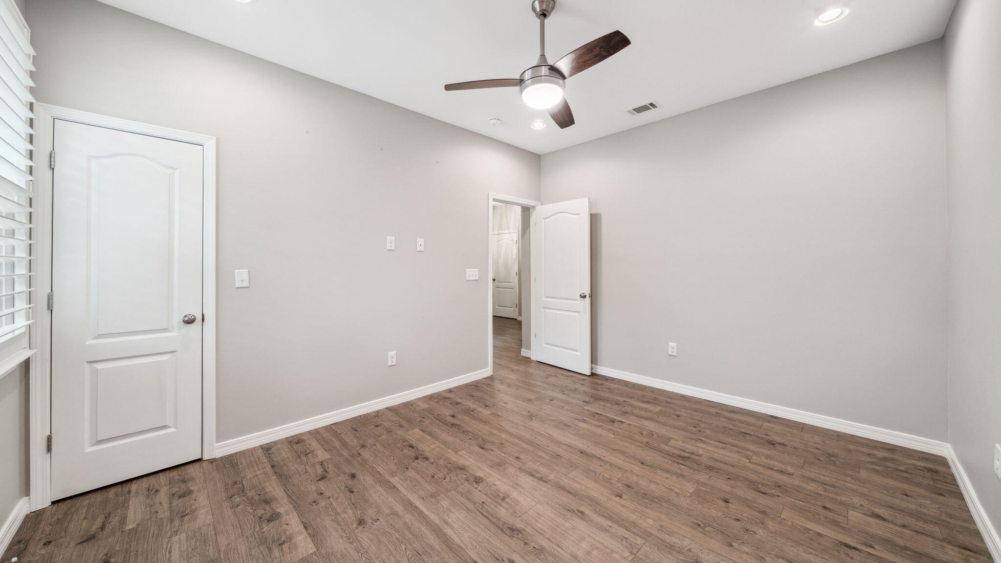 PELICAN BAY S/D - Residential