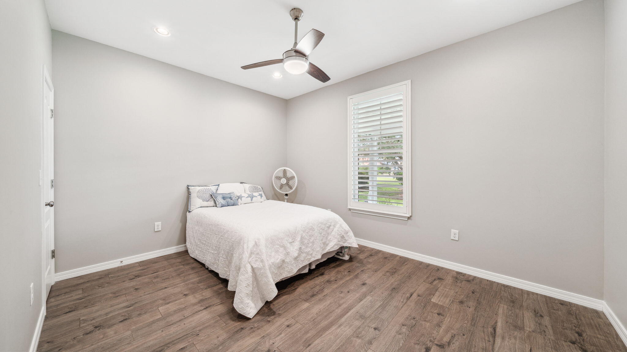 PELICAN BAY S/D - Residential