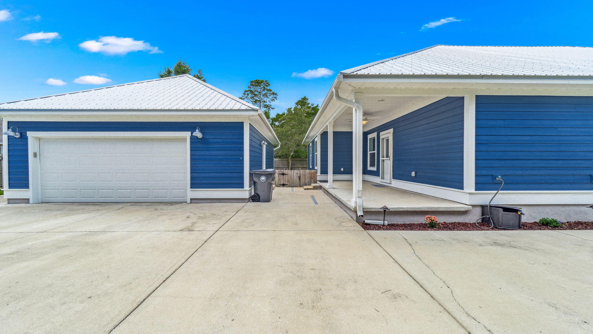 PELICAN BAY S/D - Residential