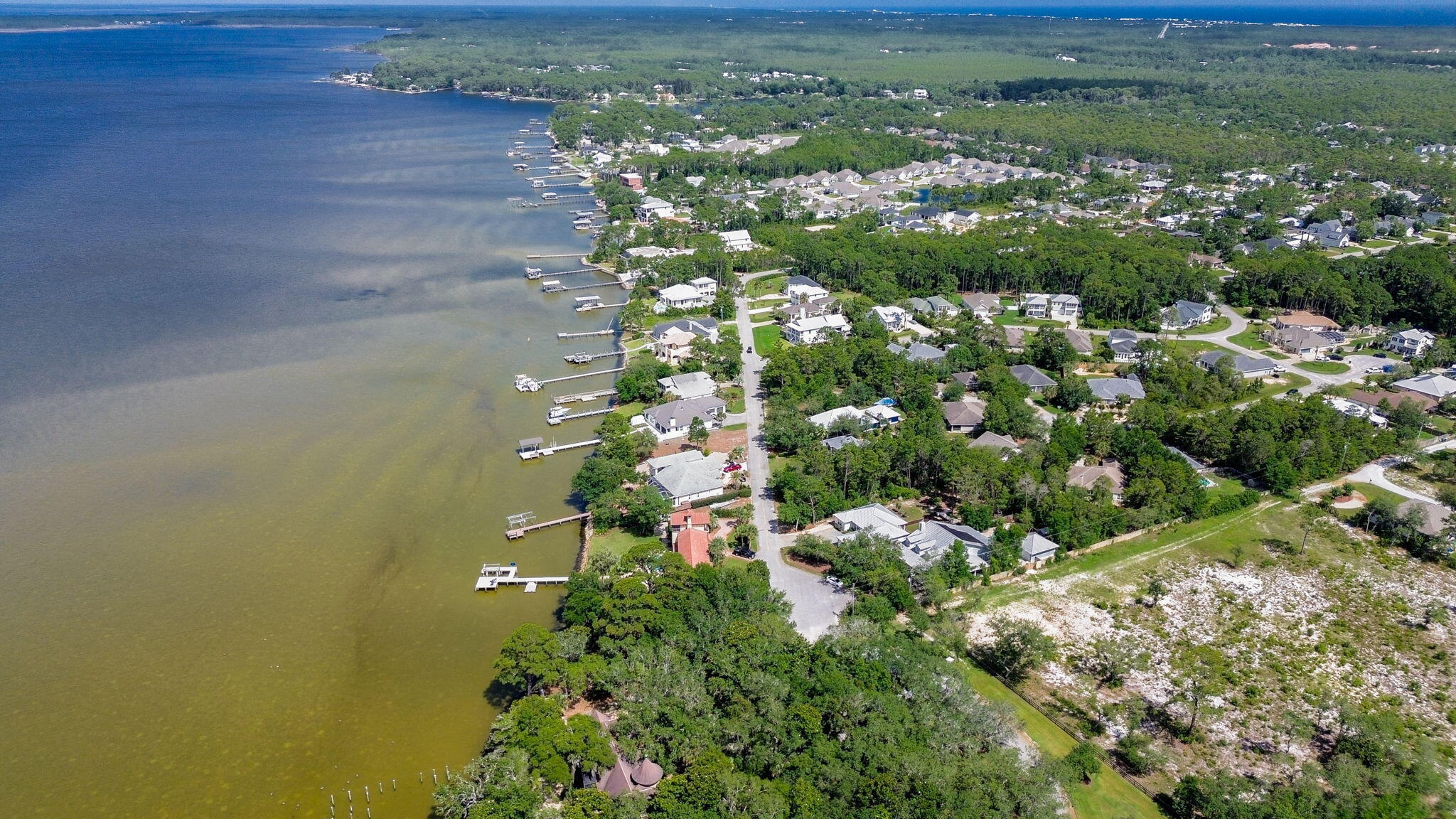 PELICAN BAY S/D - Residential