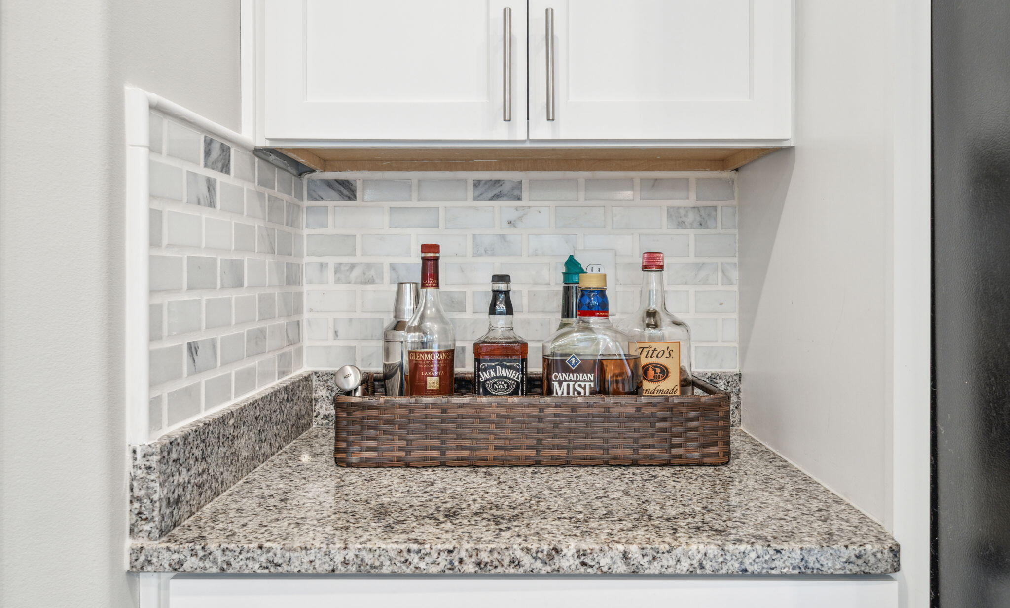 PELICAN BAY S/D - Residential