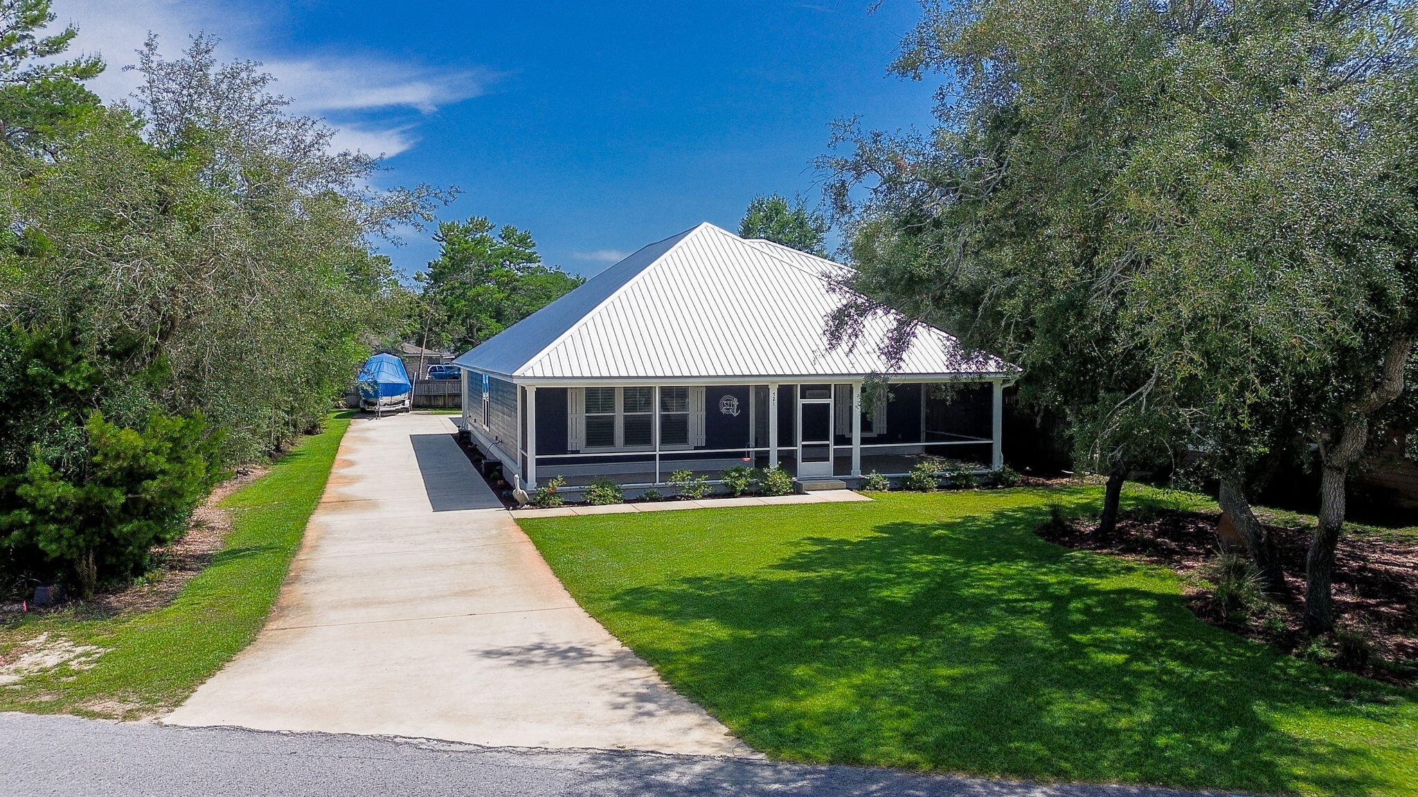 PELICAN BAY S/D - Residential