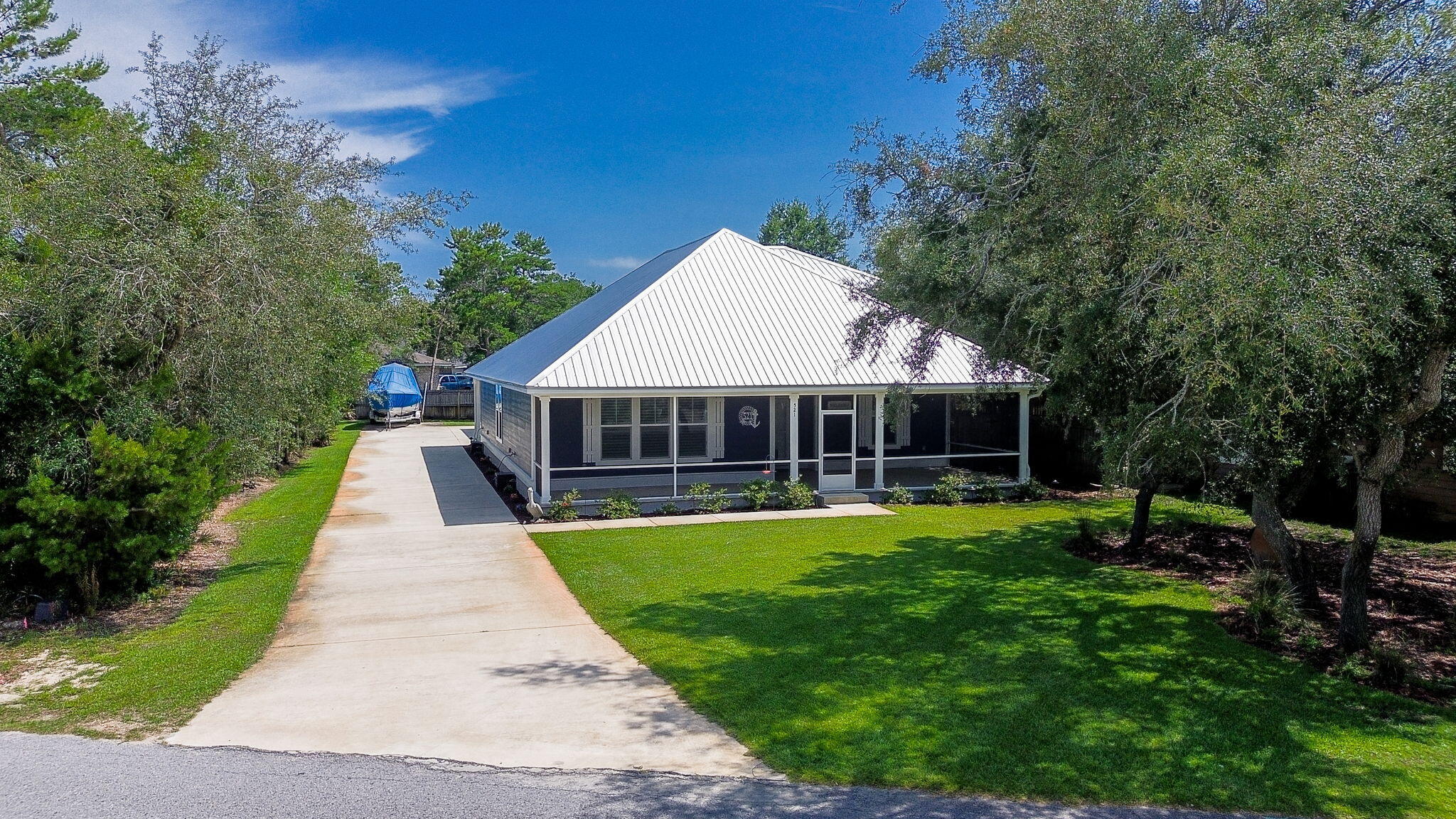 PELICAN BAY S/D - Residential