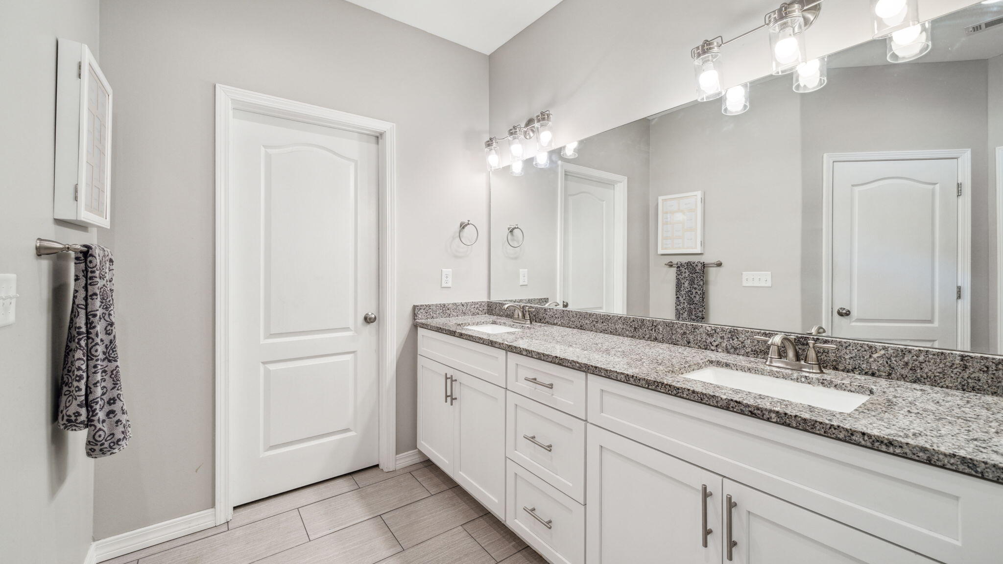 PELICAN BAY S/D - Residential