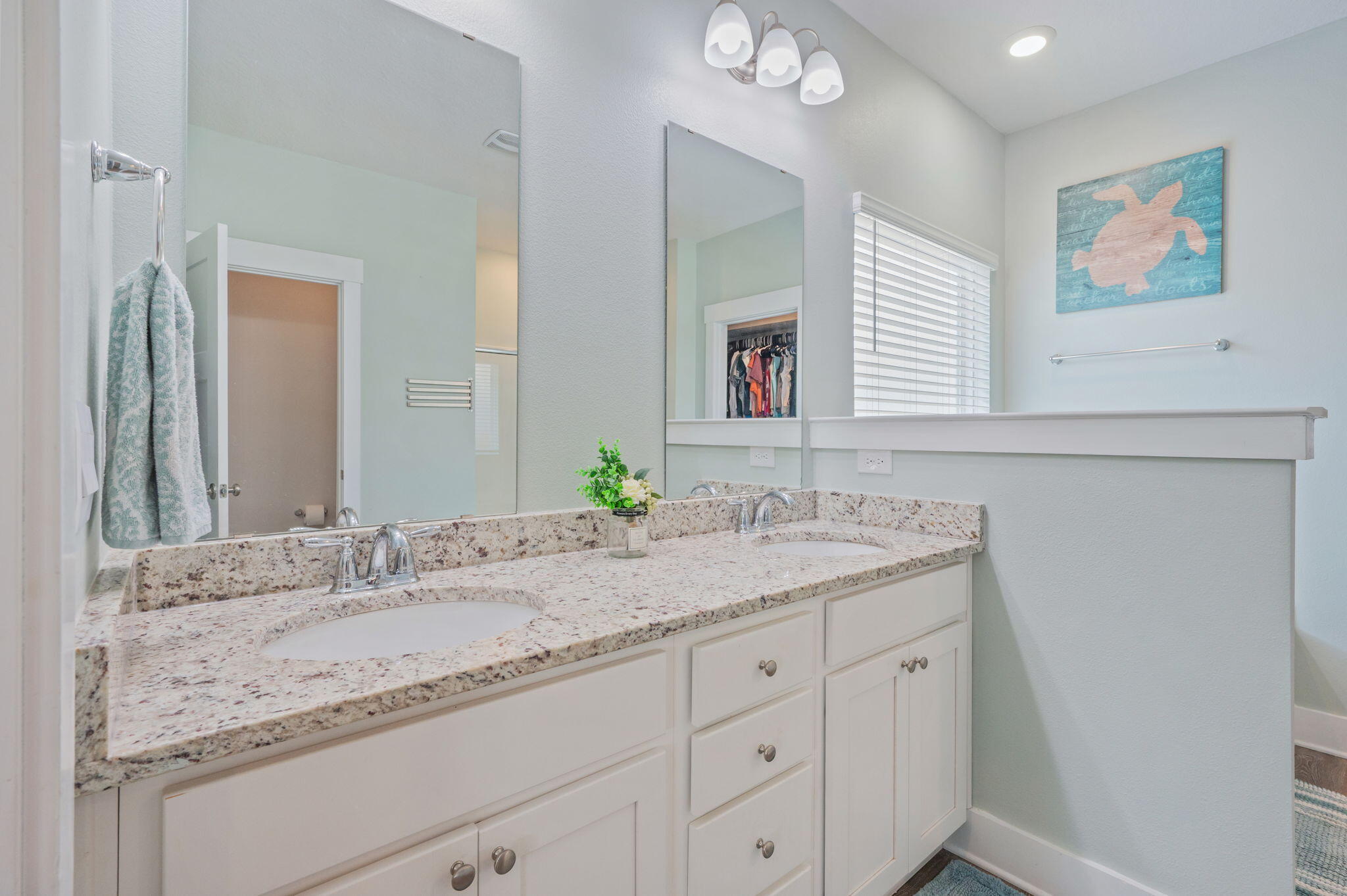 HILLWOOD ESTATES - Residential