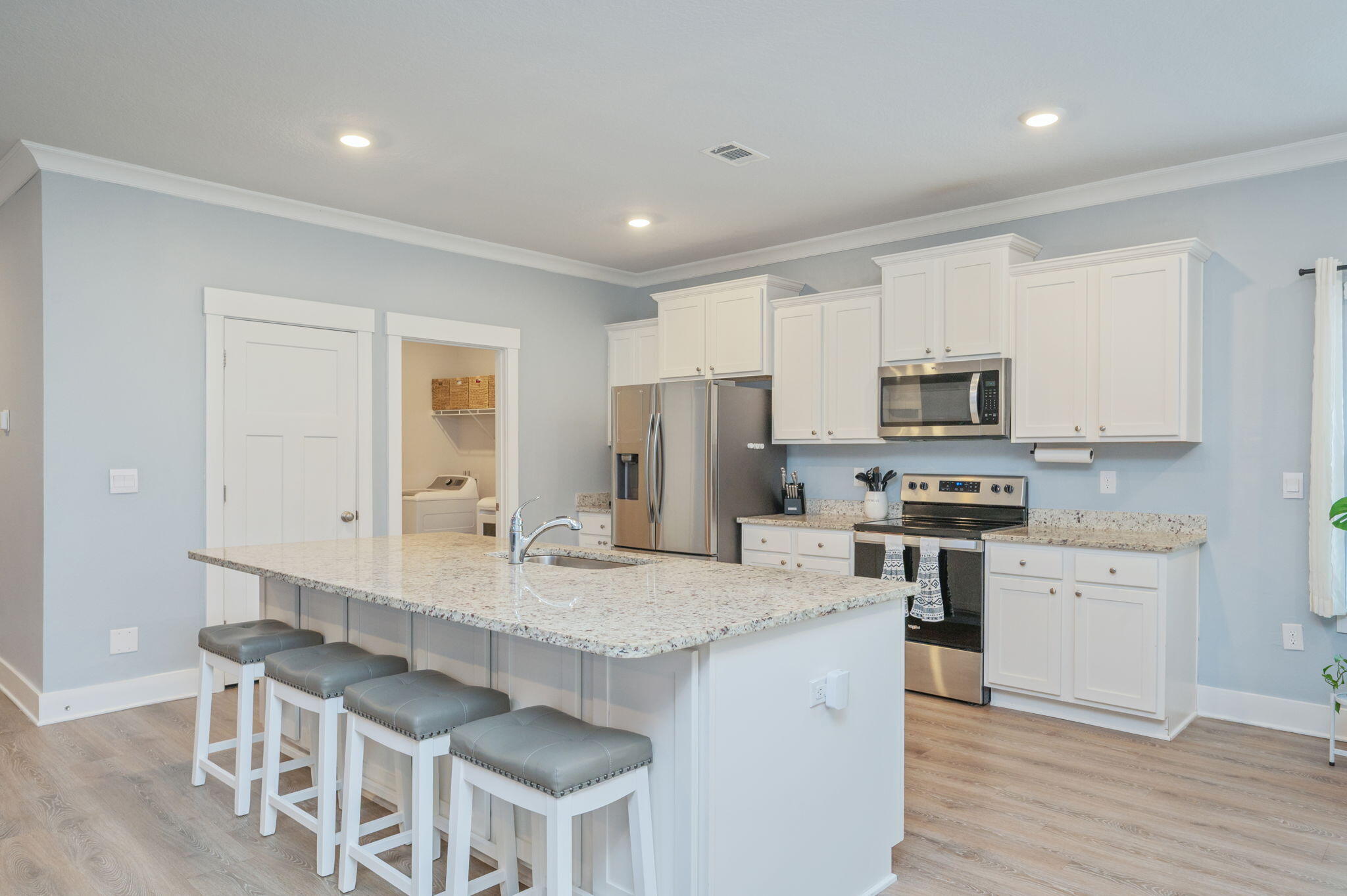 HILLWOOD ESTATES - Residential